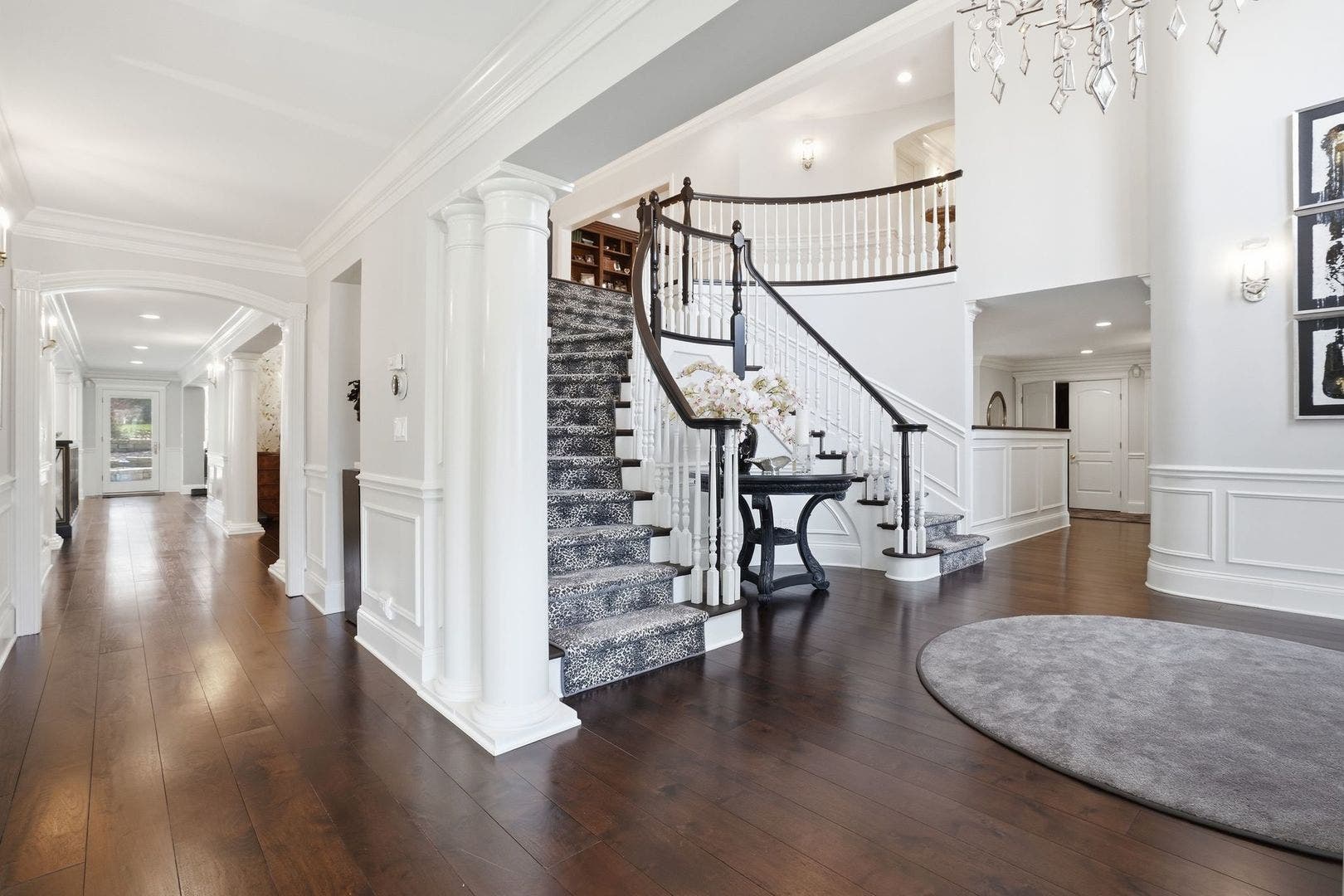 1877 Banbury Road, Inverness, IL 60067 1877 Banbury Road, Inverness, IL 60067