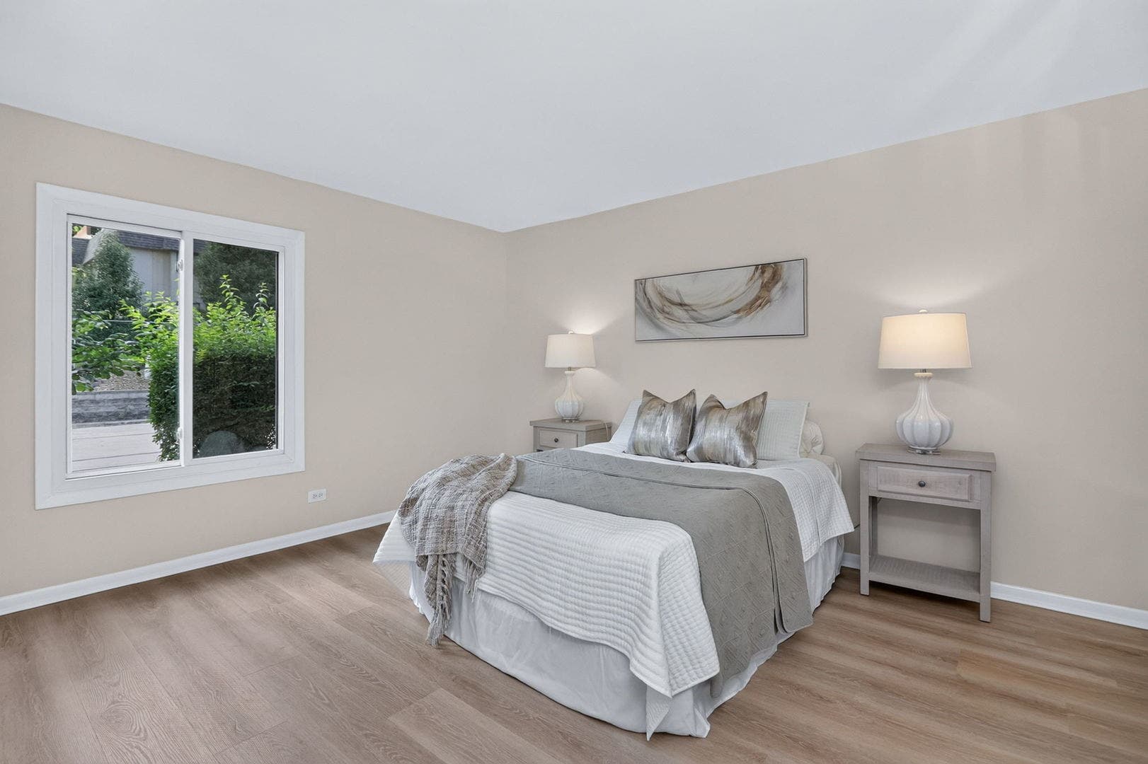 7353 Blackburn Avenue, #K106, Downers Grove, IL 60516 pacious Primary Suite with private bath. (new wind