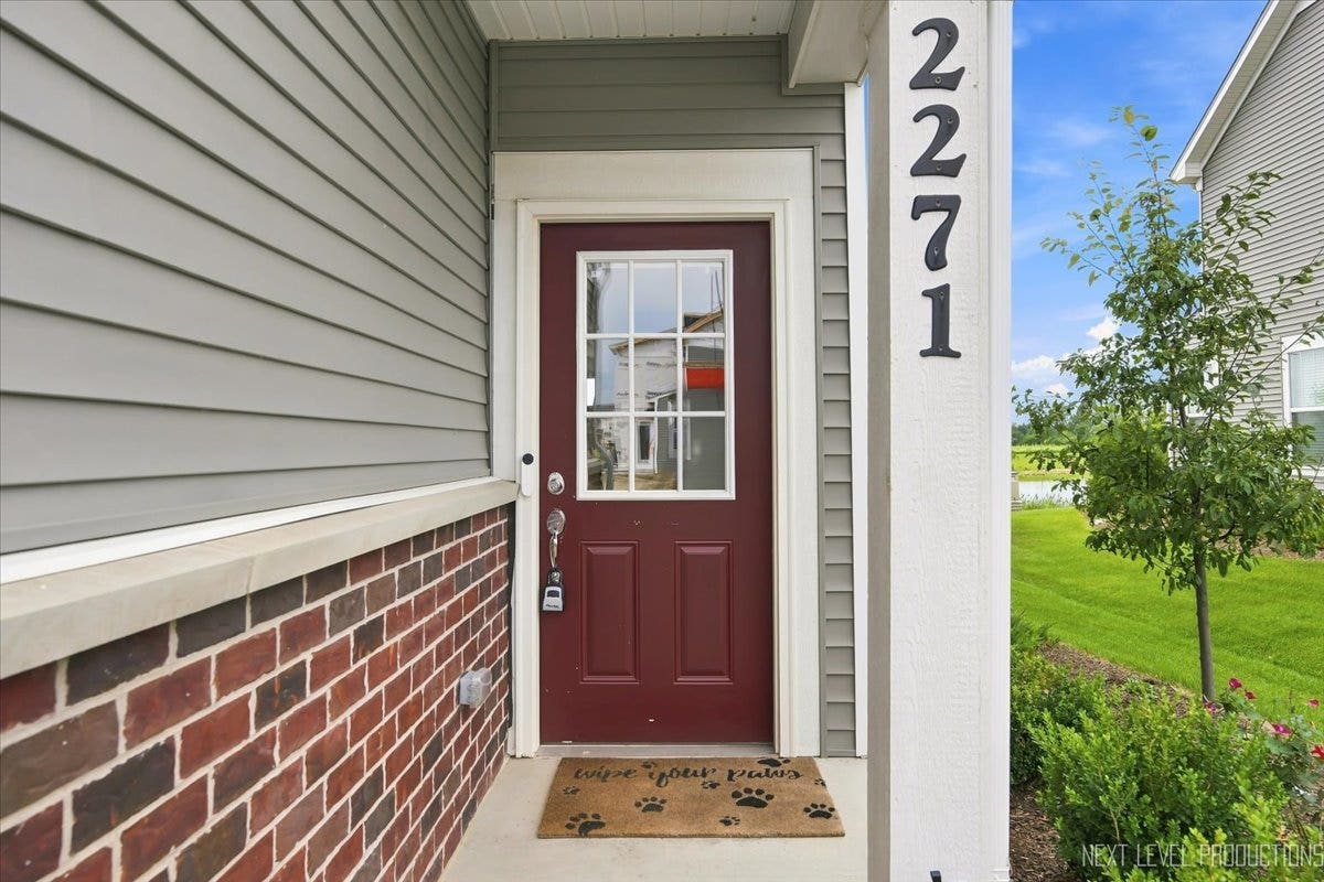 2271 Ryegrass Lane, Bolingbrook, IL 60490