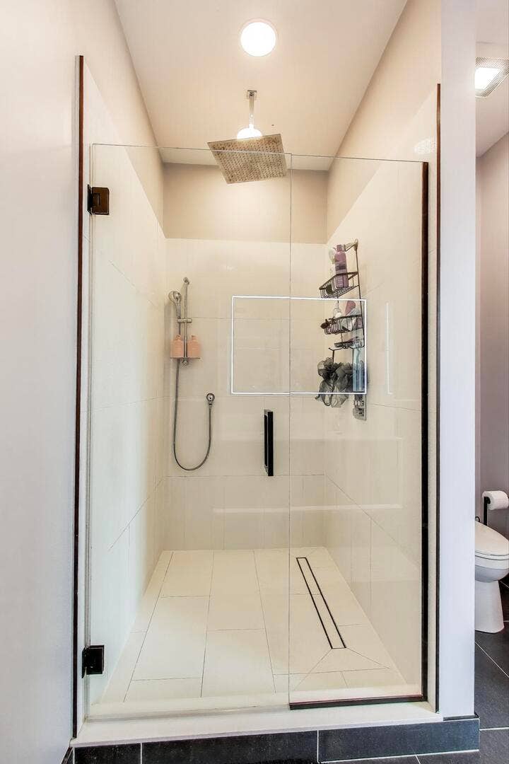 2246 N Western Avenue, #4, Chicago, IL 60647
