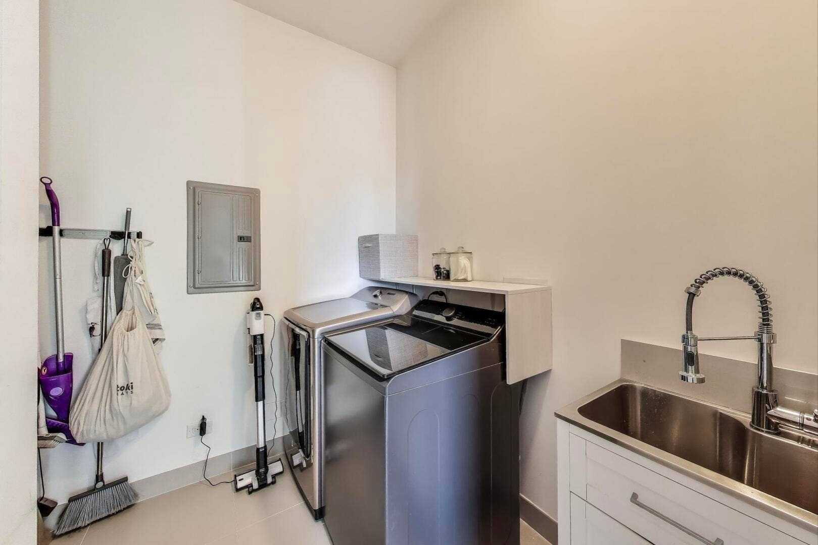 2246 N Western Avenue, #4, Chicago, IL 60647