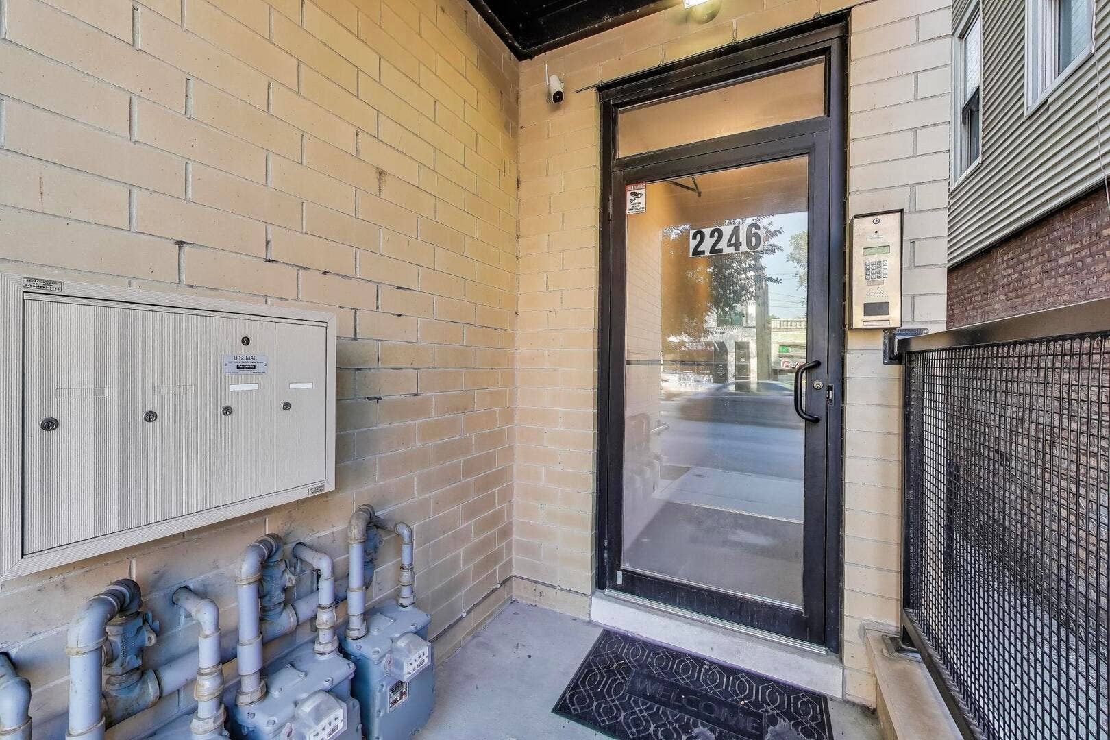 2246 N Western Avenue, #4, Chicago, IL 60647