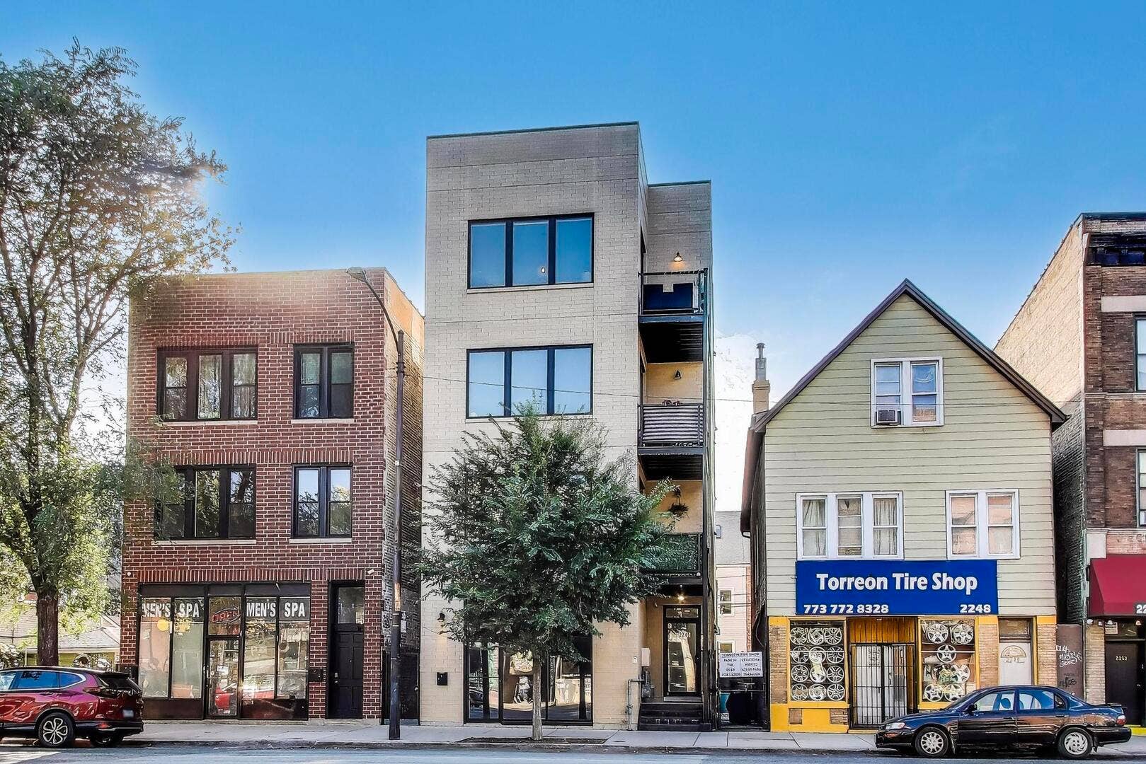 2246 N Western Avenue, #4, Chicago, IL 60647