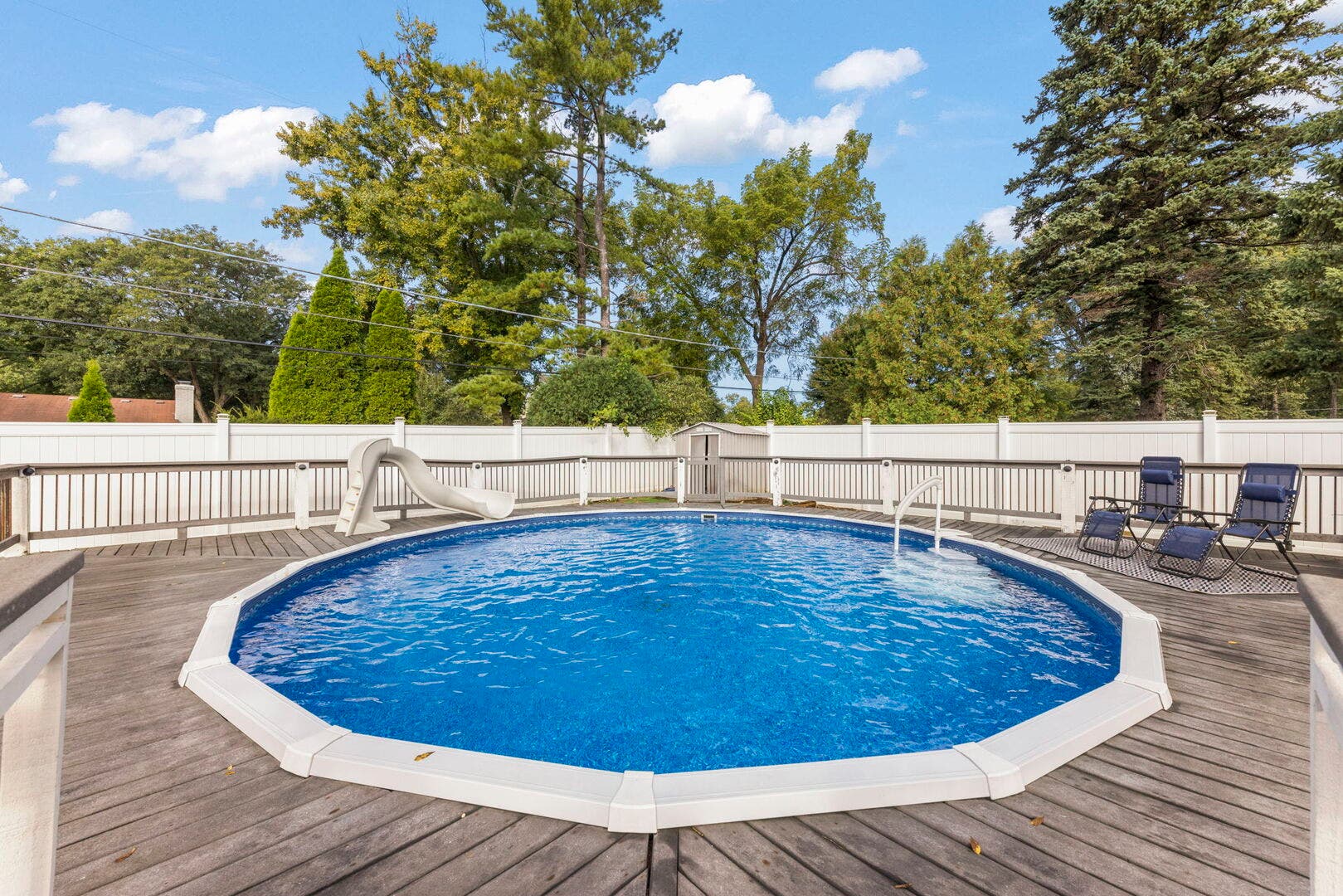 390 S Kenilworth Avenue, Glen Ellyn, IL 60137 390 S Kenilworth Avenue, Glen Ellyn, IL 60137