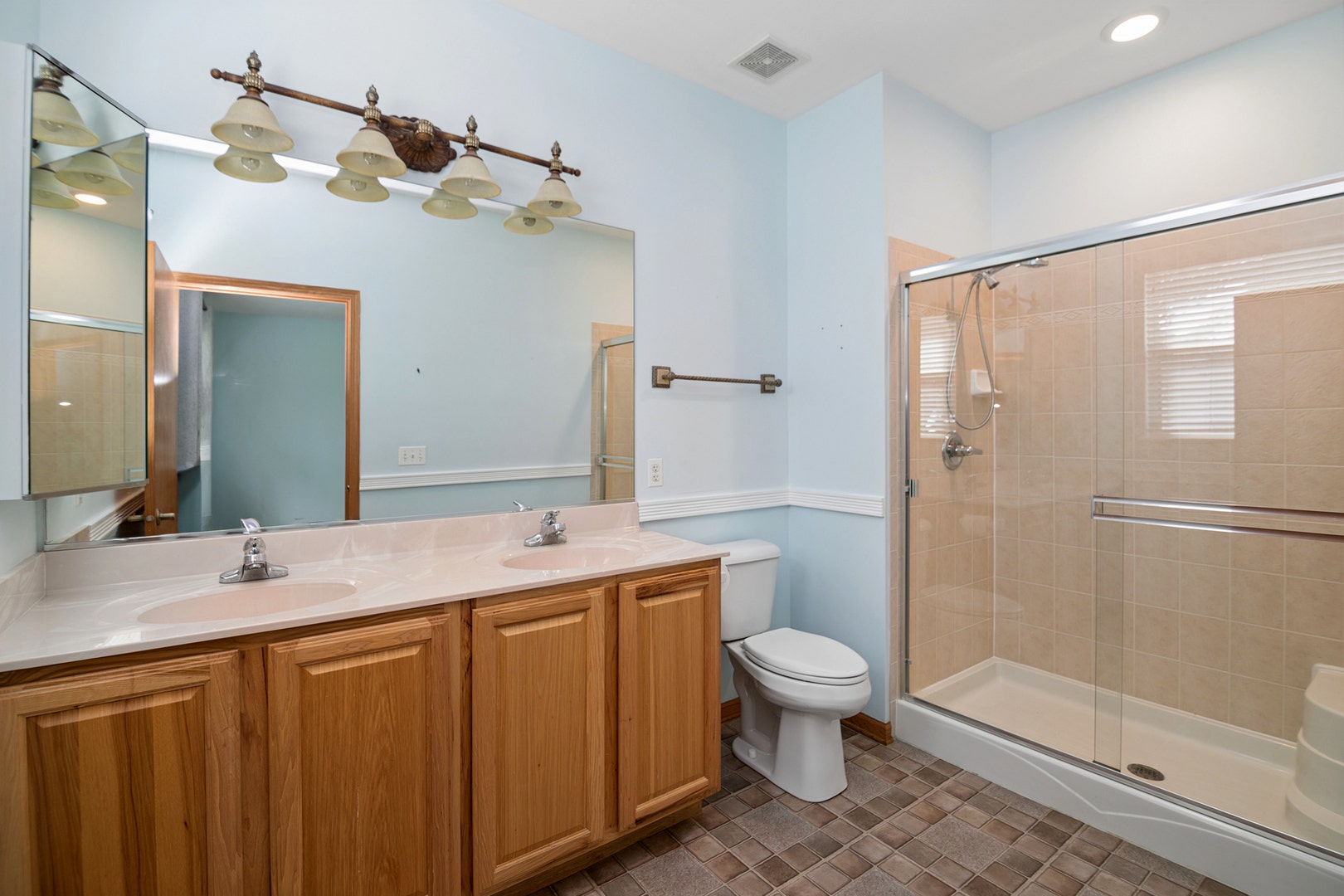 1561 W Cadillac Circle, Romeoville, IL 60446 1561 W Cadillac Circle, Romeoville, IL 60446