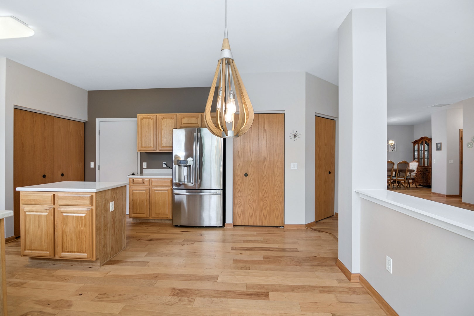 1561 W Cadillac Circle, Romeoville, IL 60446 1561 W Cadillac Circle, Romeoville, IL 60446