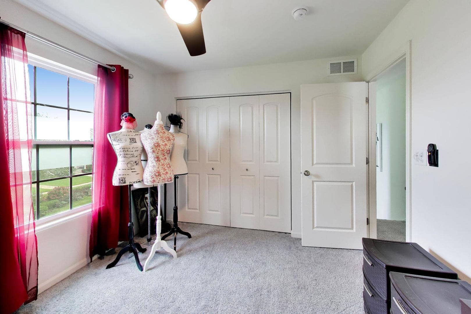 3628 Hyde Park Court, Elgin, IL 60124 3628 Hyde Park Court, Elgin, IL 60124