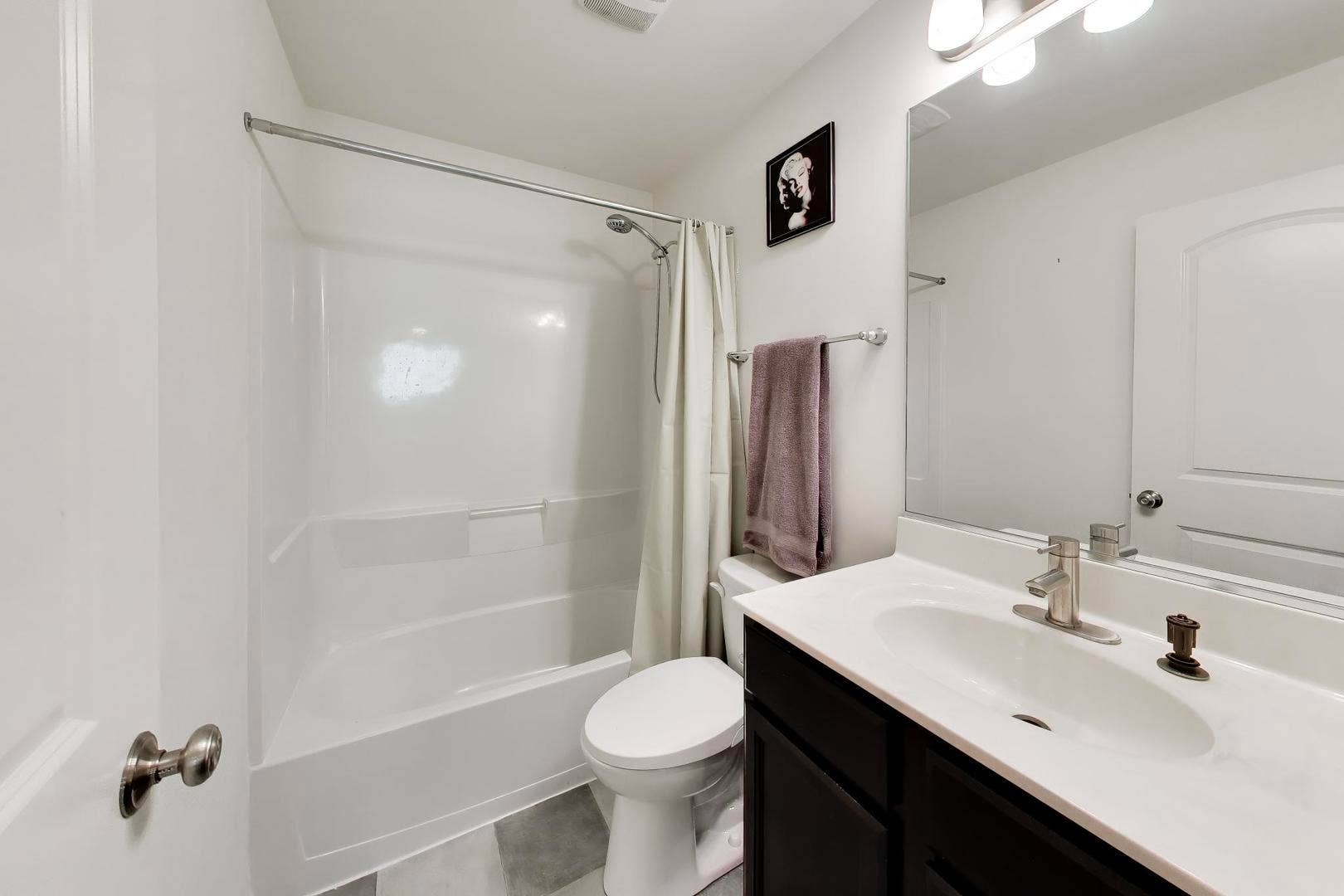 3628 Hyde Park Court, Elgin, IL 60124 3628 Hyde Park Court, Elgin, IL 60124