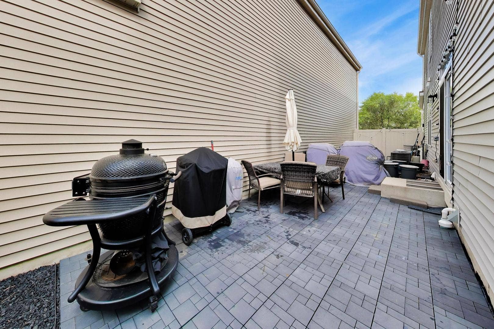 3628 Hyde Park Court, Elgin, IL 60124 3628 Hyde Park Court, Elgin, IL 60124