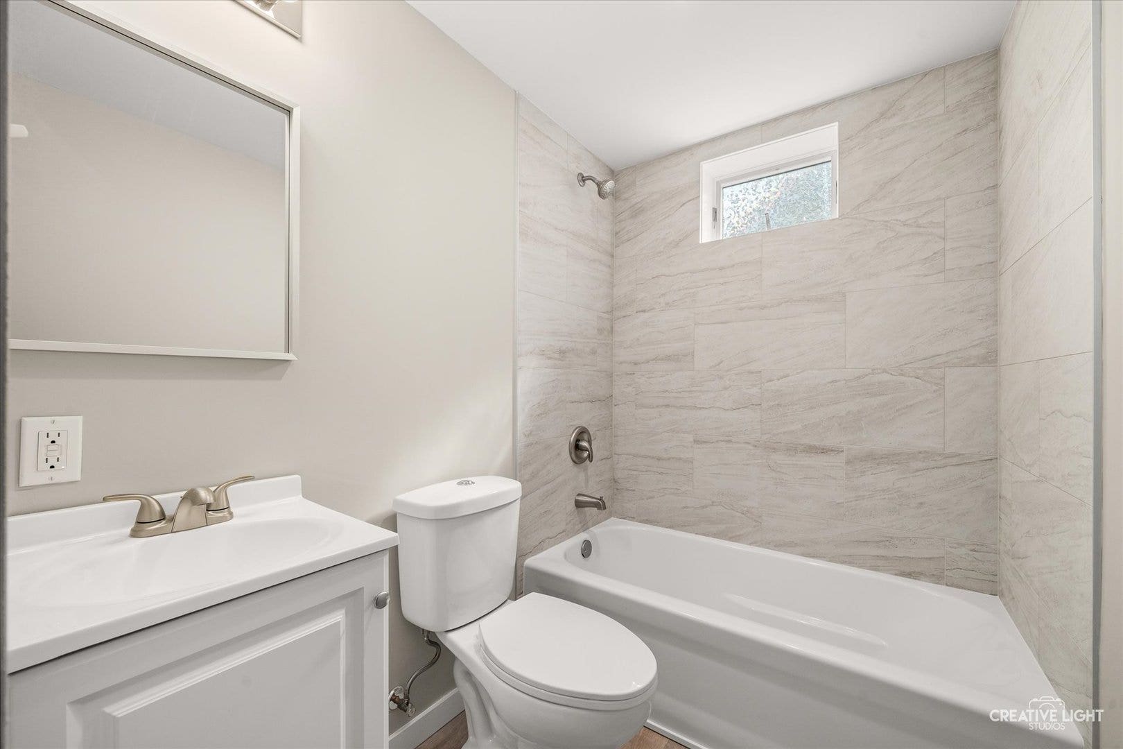 104 S Ashbury Avenue, Bolingbrook, IL 60440