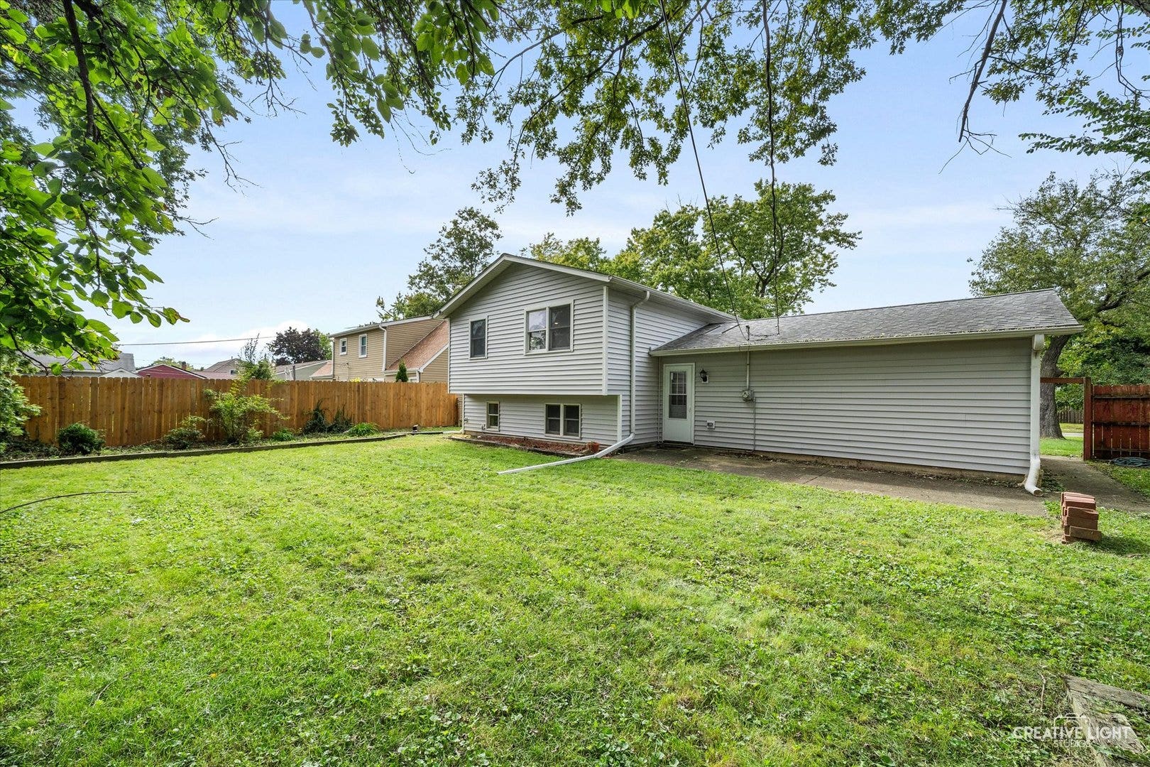 104 S Ashbury Avenue, Bolingbrook, IL 60440