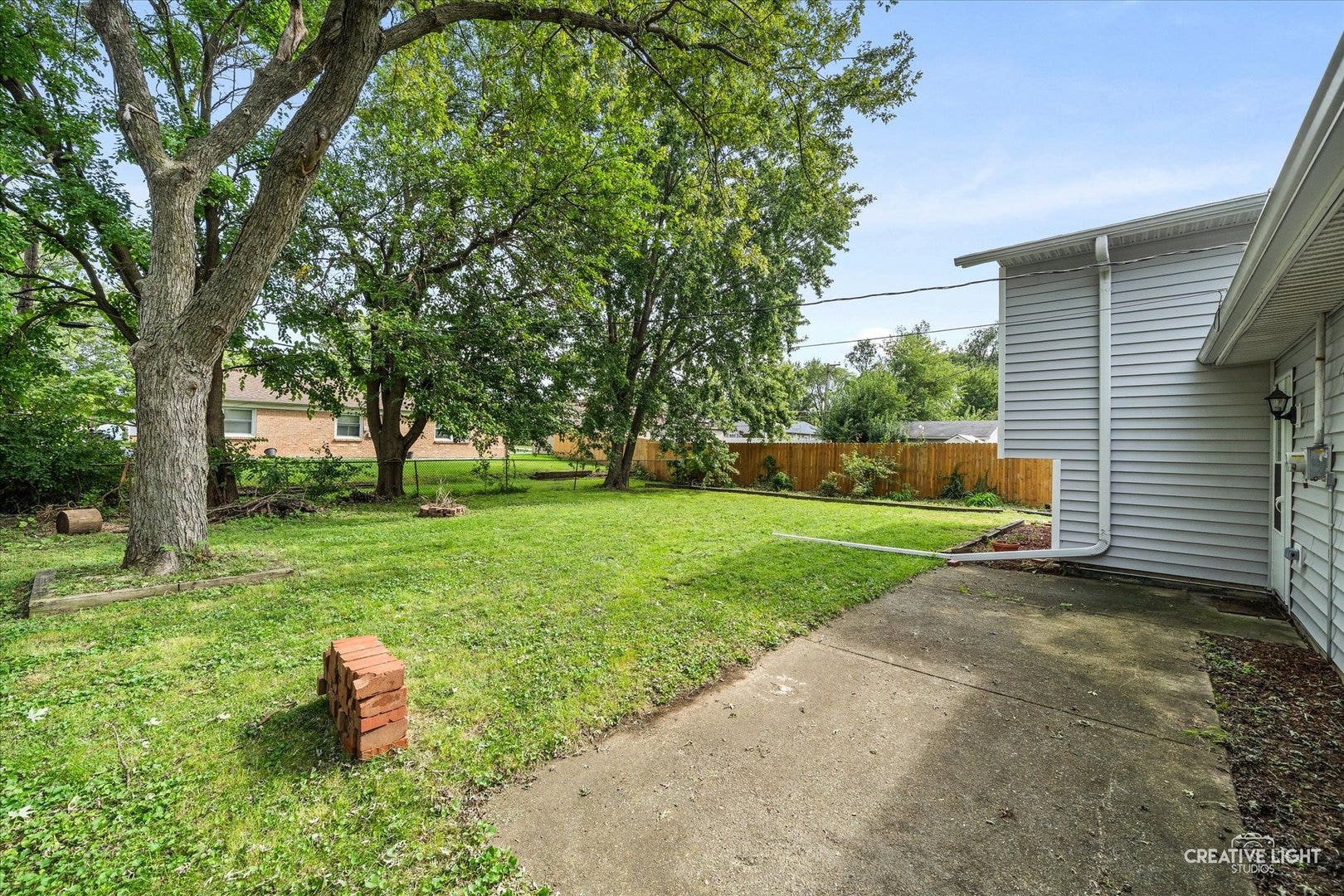 104 S Ashbury Avenue, Bolingbrook, IL 60440