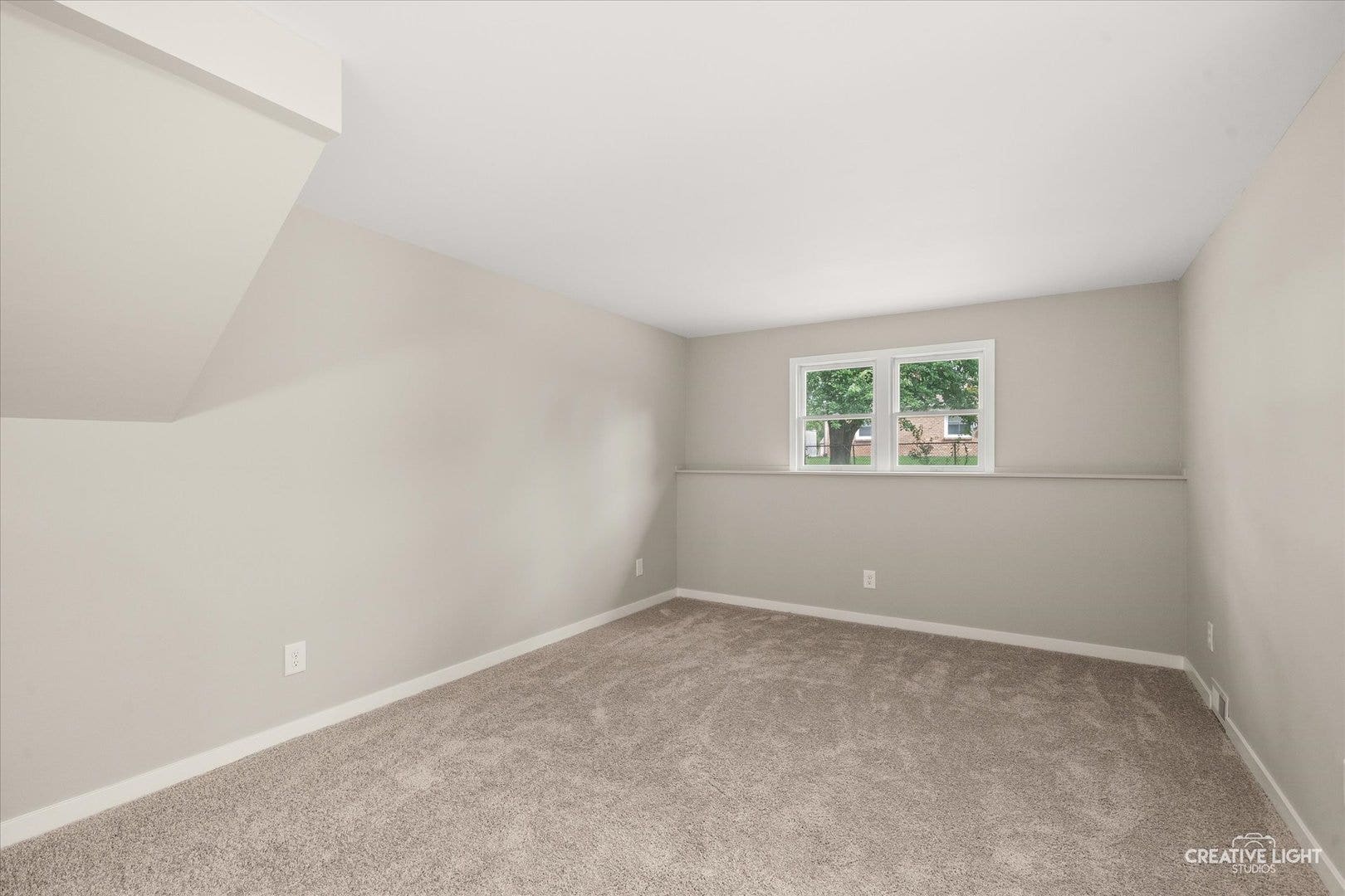 104 S Ashbury Avenue, Bolingbrook, IL 60440