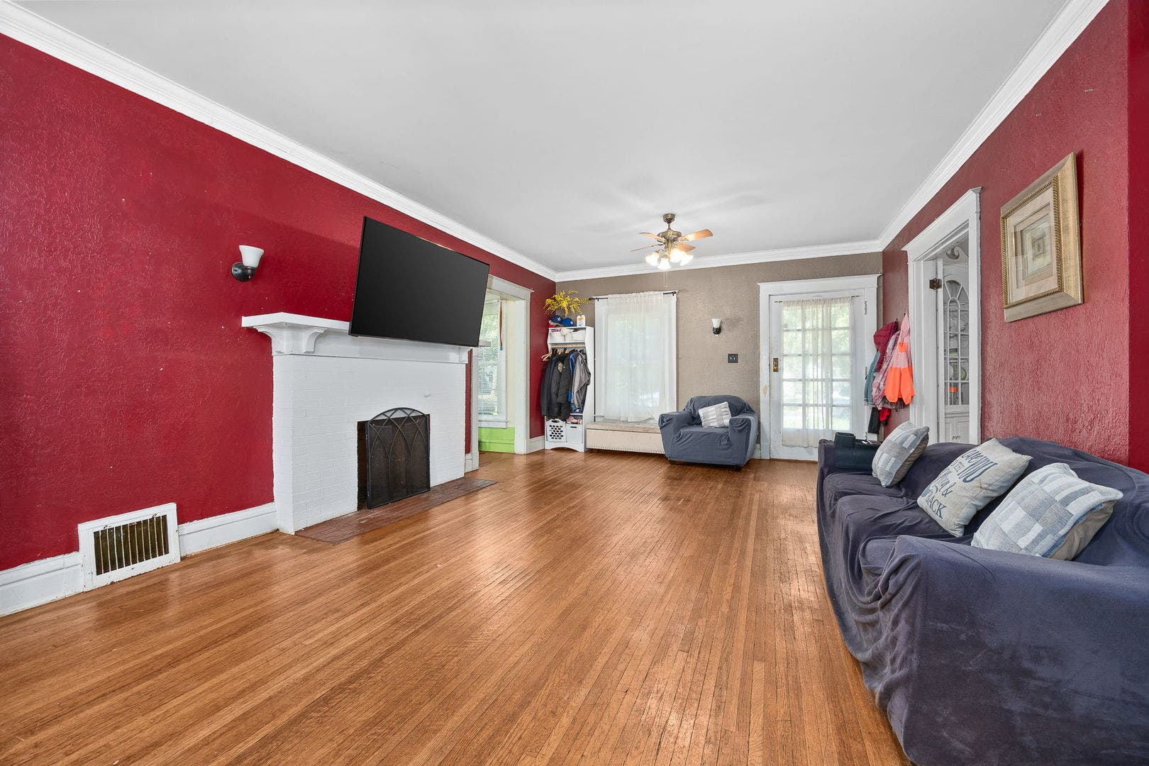 356 N William Street, Joliet, IL 60435