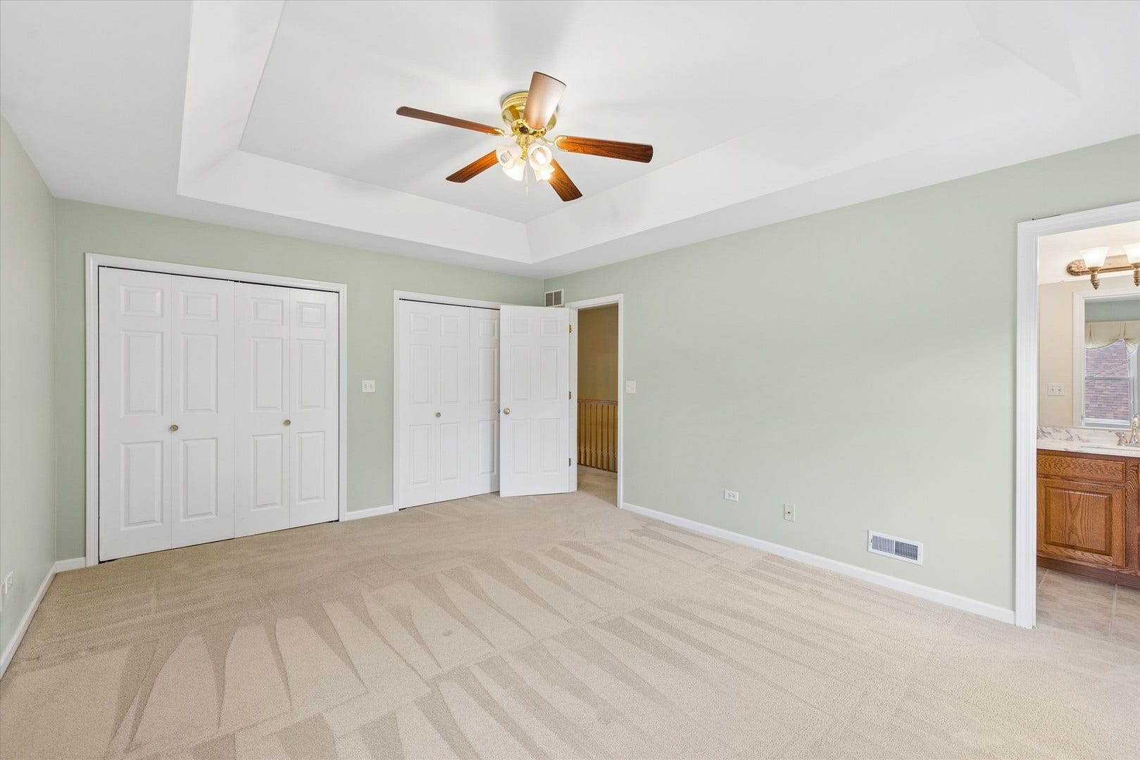 2904 Hintze Court, Joliet, IL 60435 2904 Hintze Court, Joliet, IL 60435
