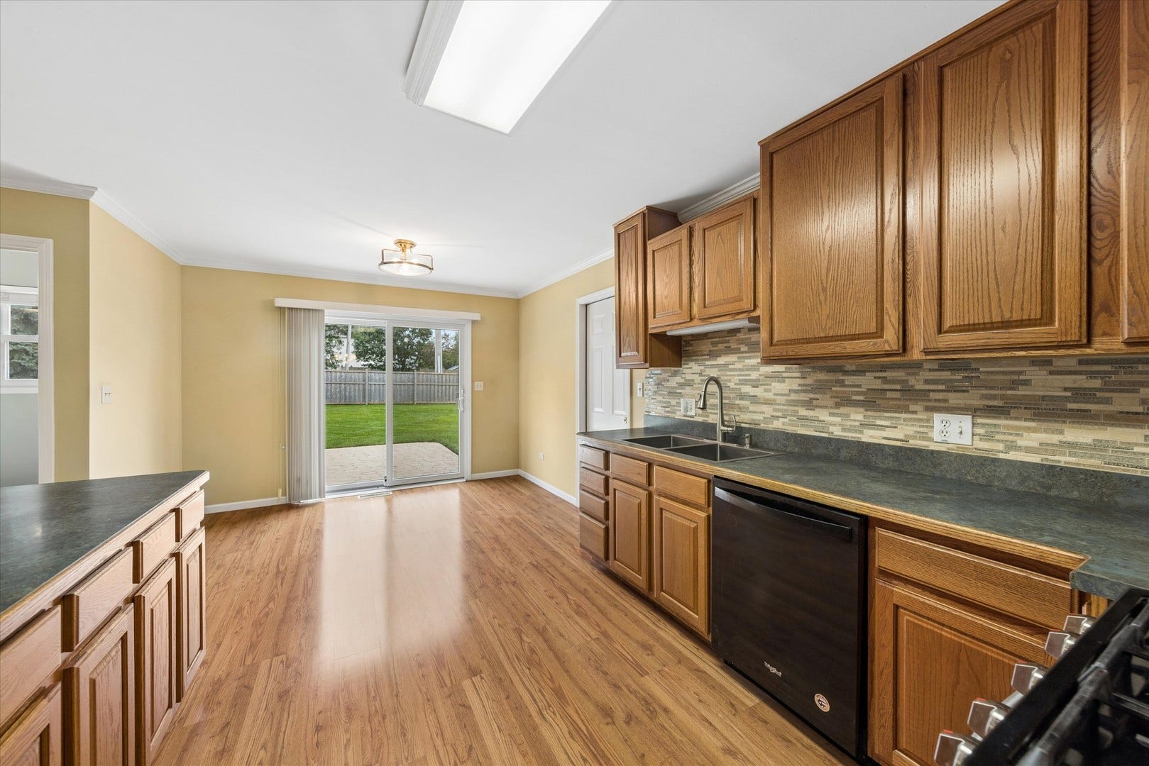 2904 Hintze Court, Joliet, IL 60435 2904 Hintze Court, Joliet, IL 60435