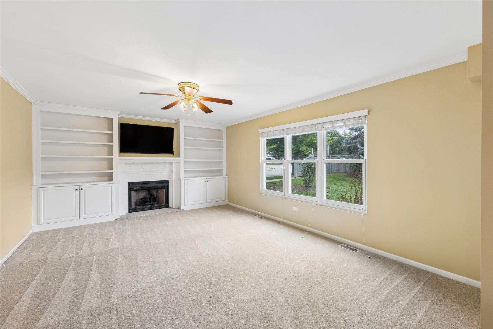 2904 Hintze Court, Joliet, IL 60435 2904 Hintze Court, Joliet, IL 60435