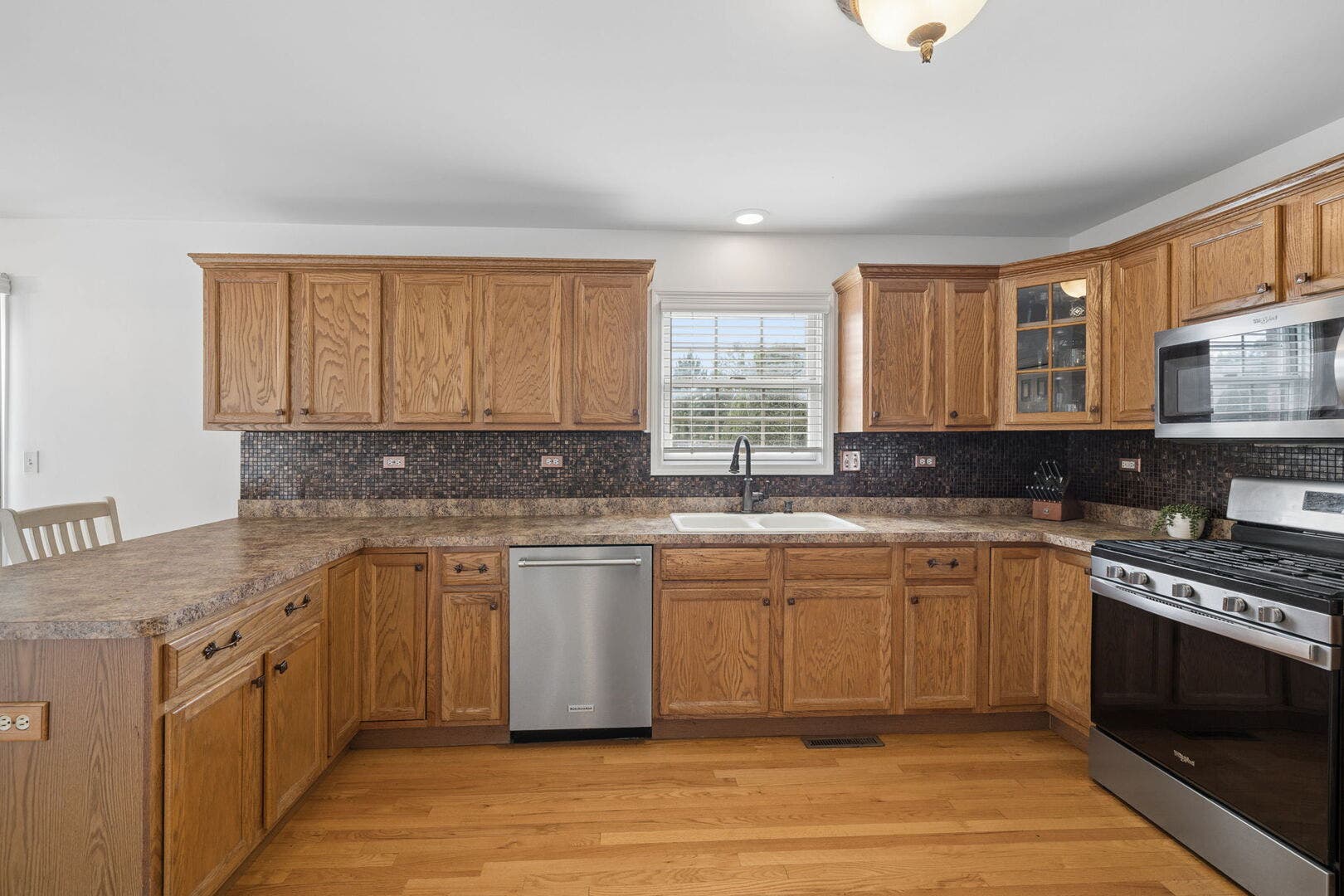 8299 Tatum Lane, Frankfort, IL 60423 8299 Tatum Lane, Frankfort, IL 60423