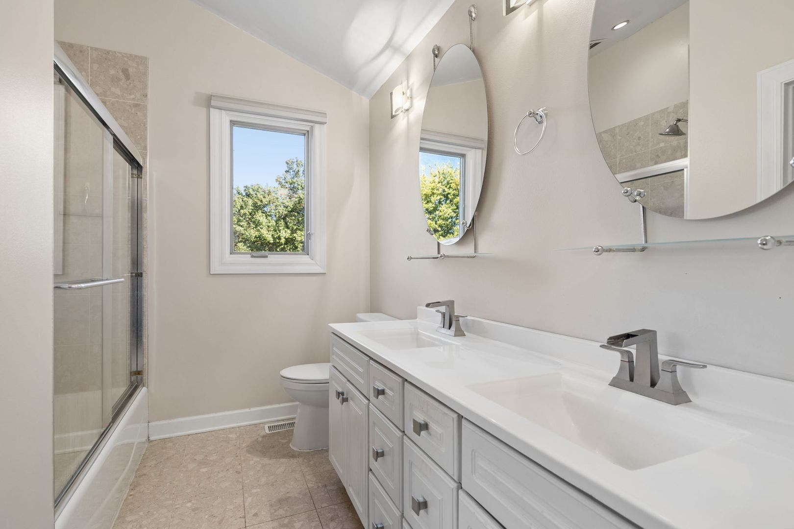 1613 Alamance Place, Downers Grove, IL 60516