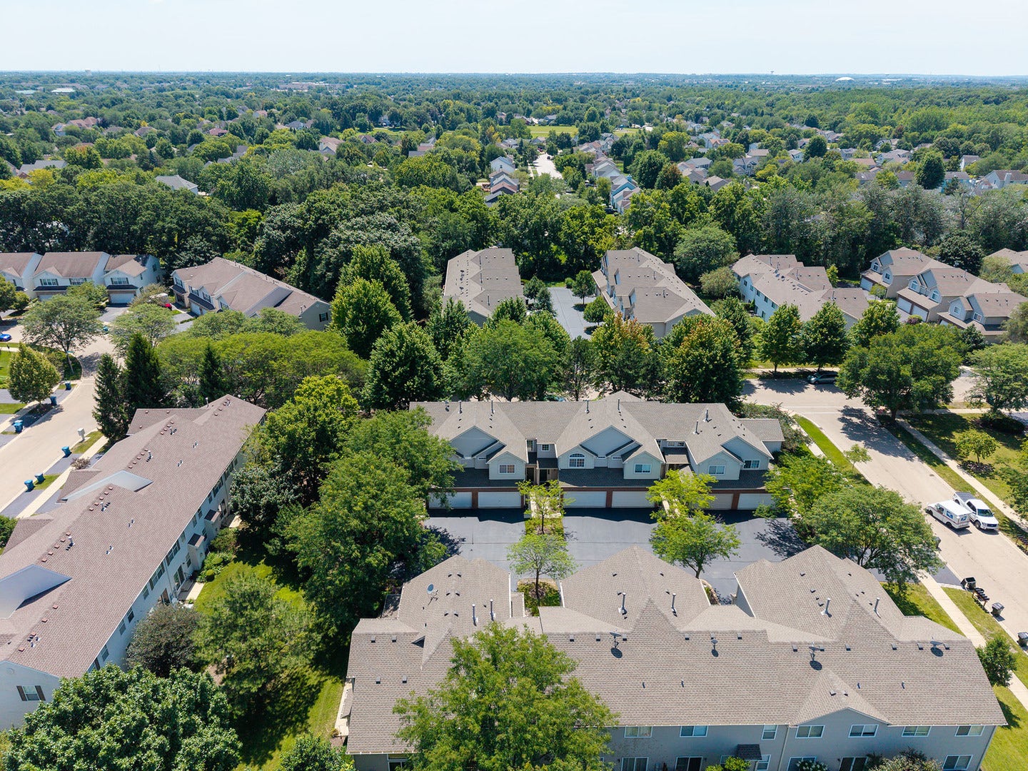 311 Abington Woods Drive, #311, Aurora, IL 60502 311 Abington Woods Drive, #311, Aurora, IL 60502