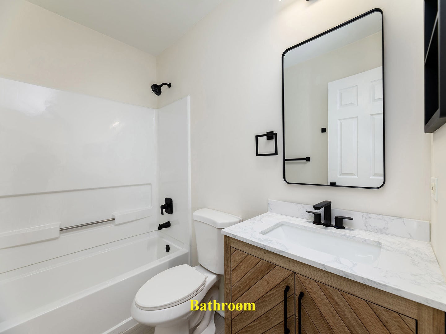 311 Abington Woods Drive, #311, Aurora, IL 60502 311 Abington Woods Drive, #311, Aurora, IL 60502