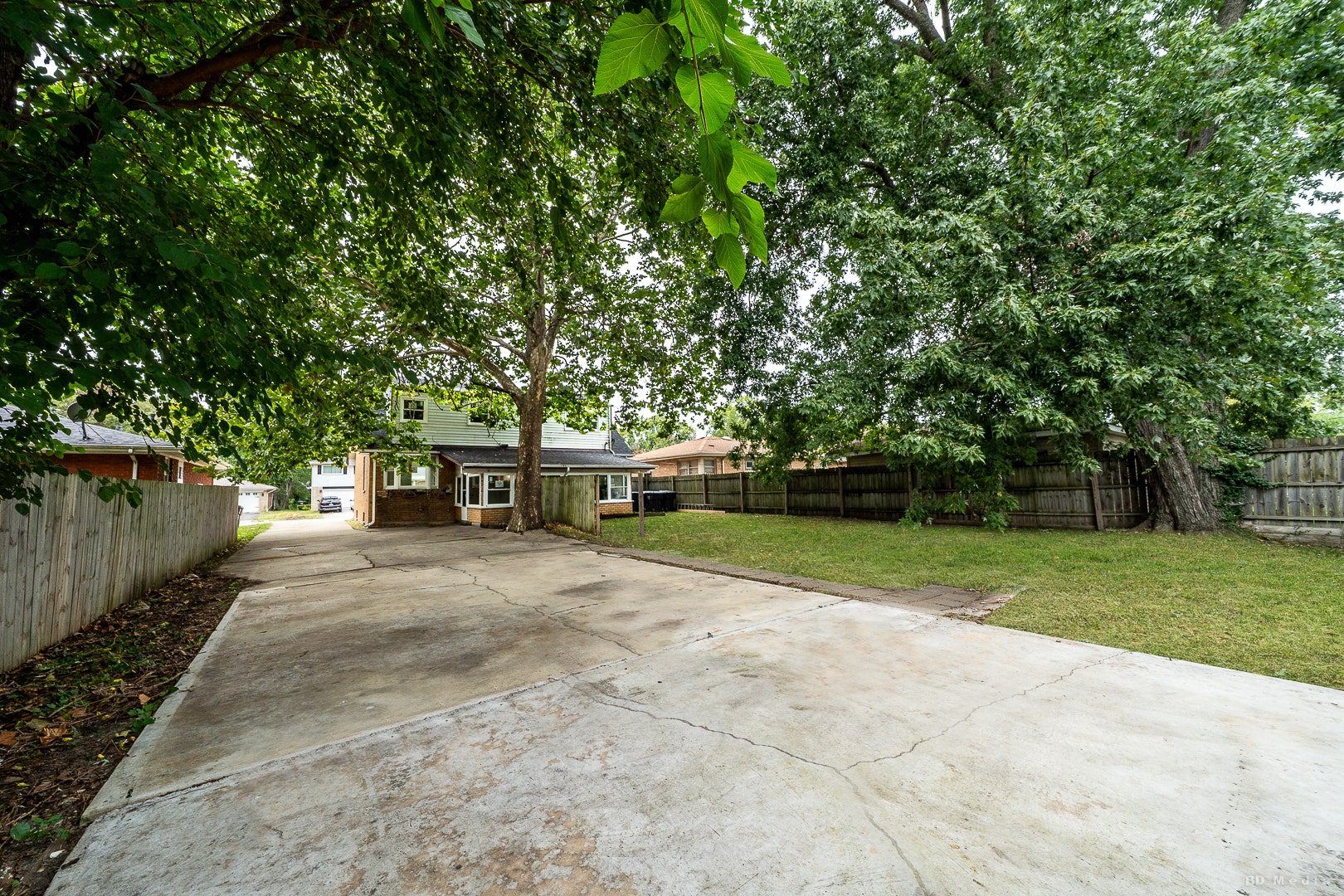 16445 Dobson Avenue, South Holland, IL 60473 16445 Dobson Avenue, South Holland, IL 60473
