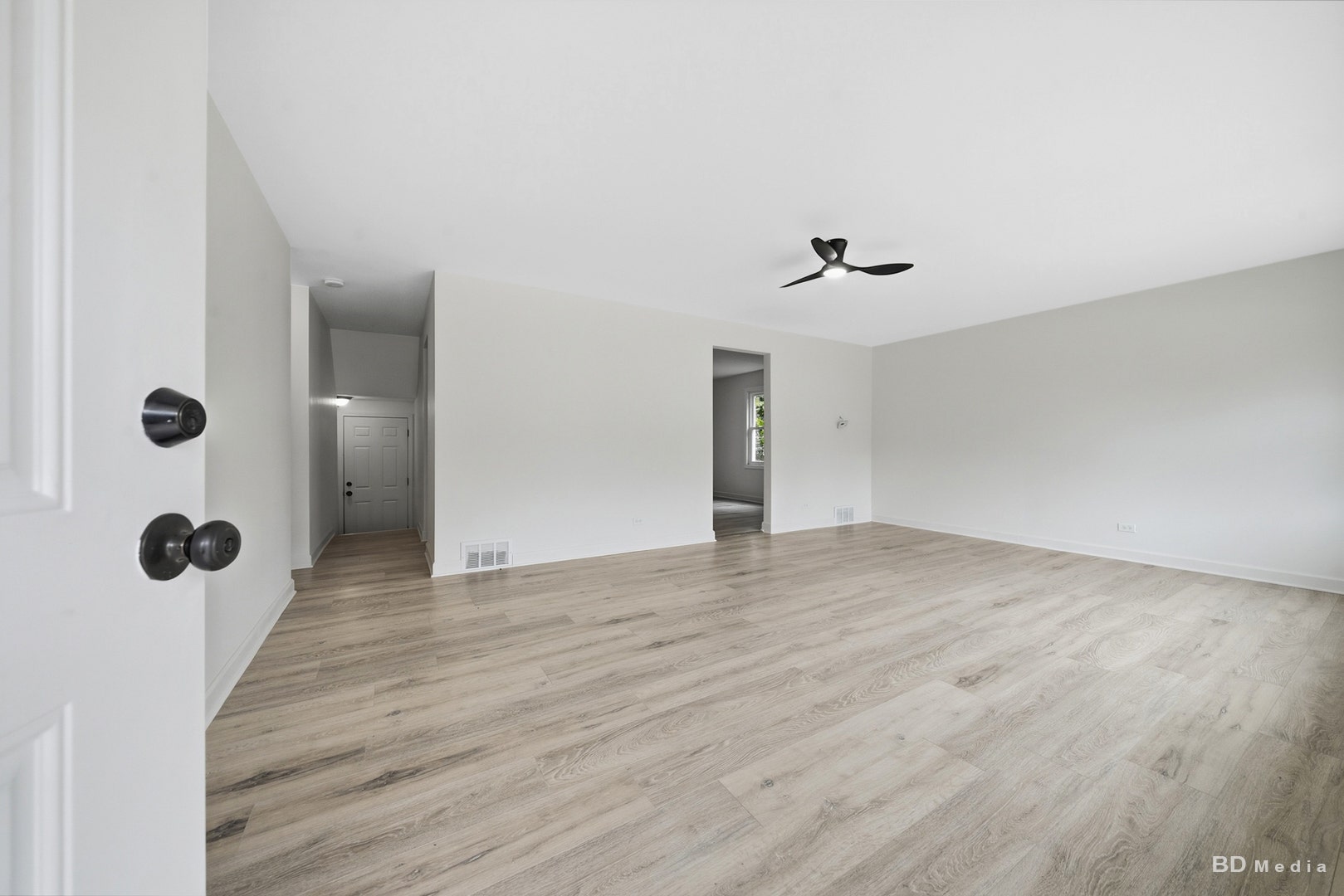 16445 Dobson Avenue, South Holland, IL 60473 16445 Dobson Avenue, South Holland, IL 60473