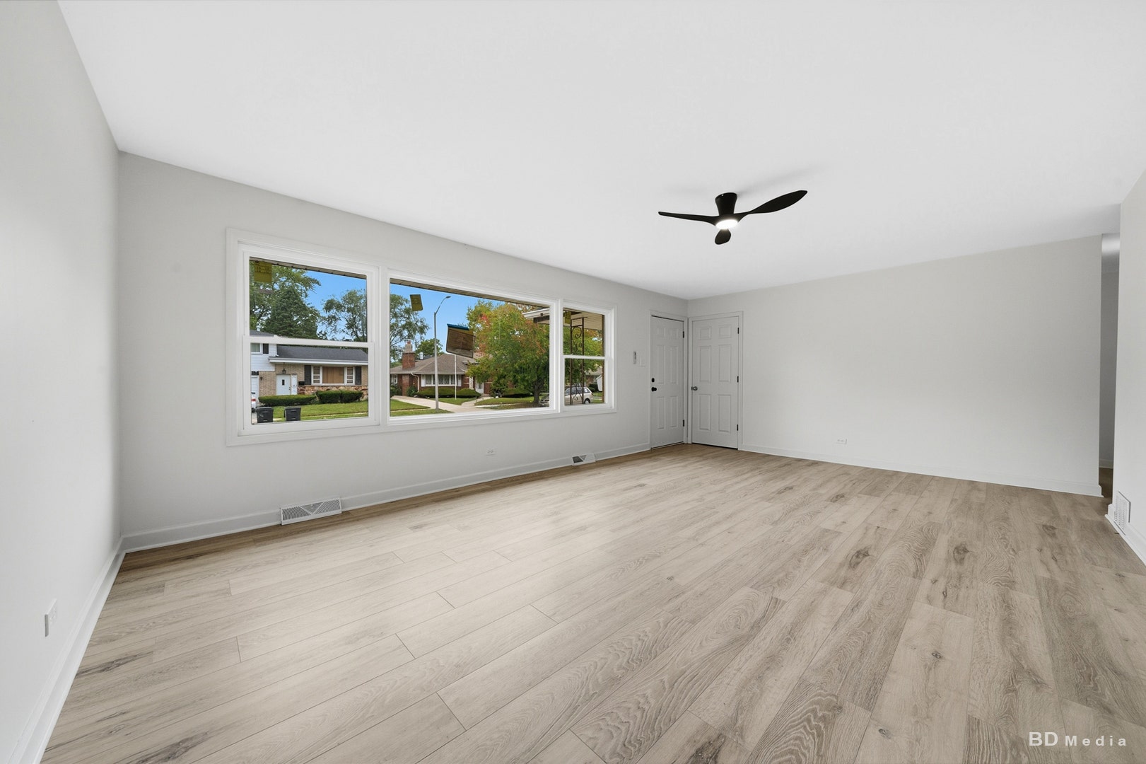 16445 Dobson Avenue, South Holland, IL 60473 16445 Dobson Avenue, South Holland, IL 60473