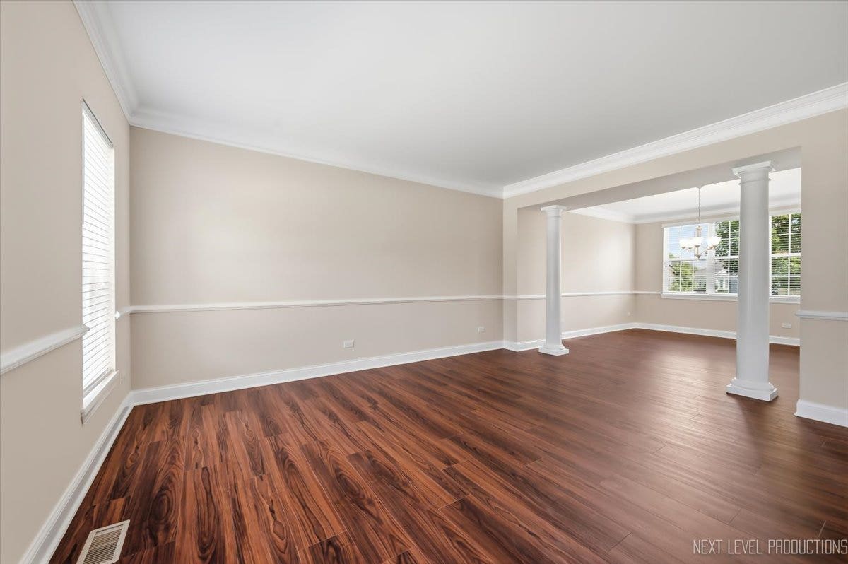 3615 Tournament Drive, Elgin, IL 60124 3615 Tournament Drive, Elgin, IL 60124