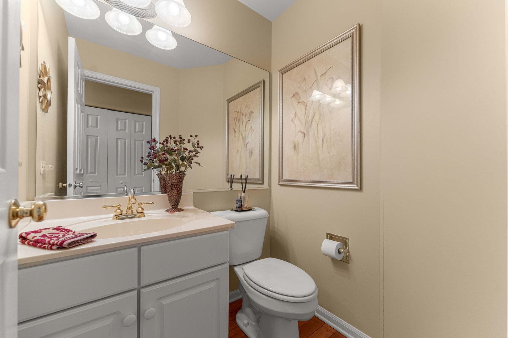 1256 Pennsbury Lane, Aurora, IL 60502 1256 Pennsbury Lane, Aurora, IL 60502
