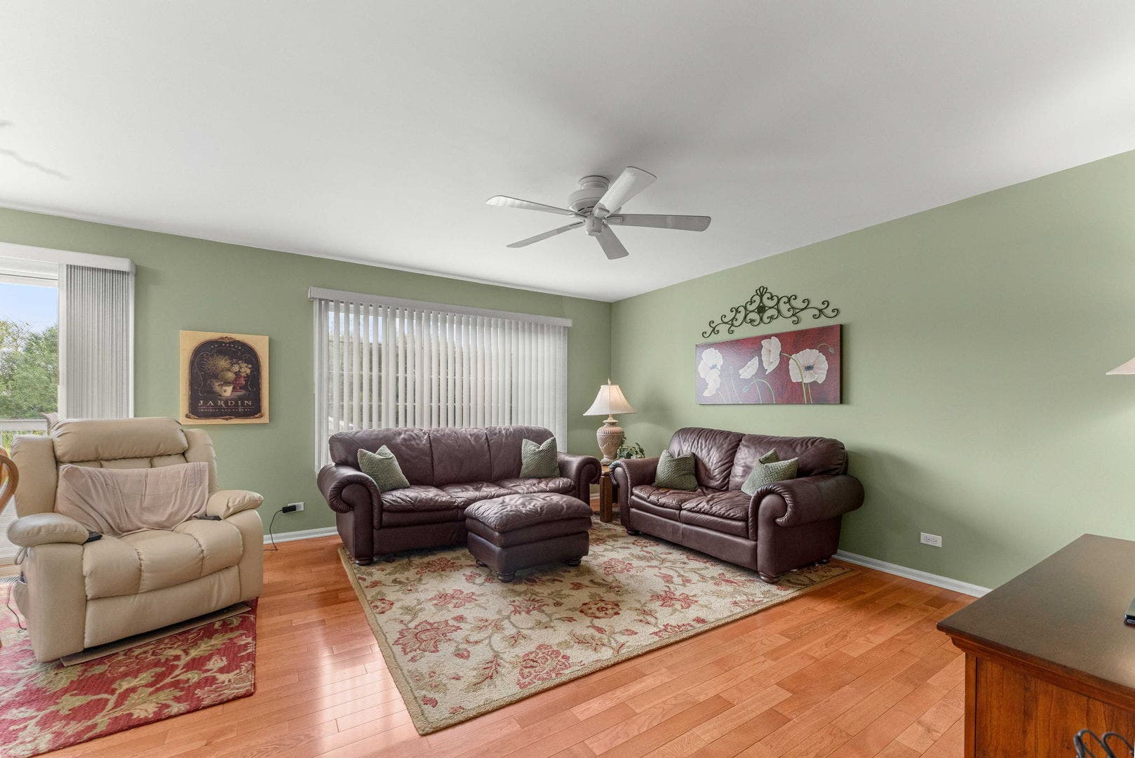 1256 Pennsbury Lane, Aurora, IL 60502 1256 Pennsbury Lane, Aurora, IL 60502