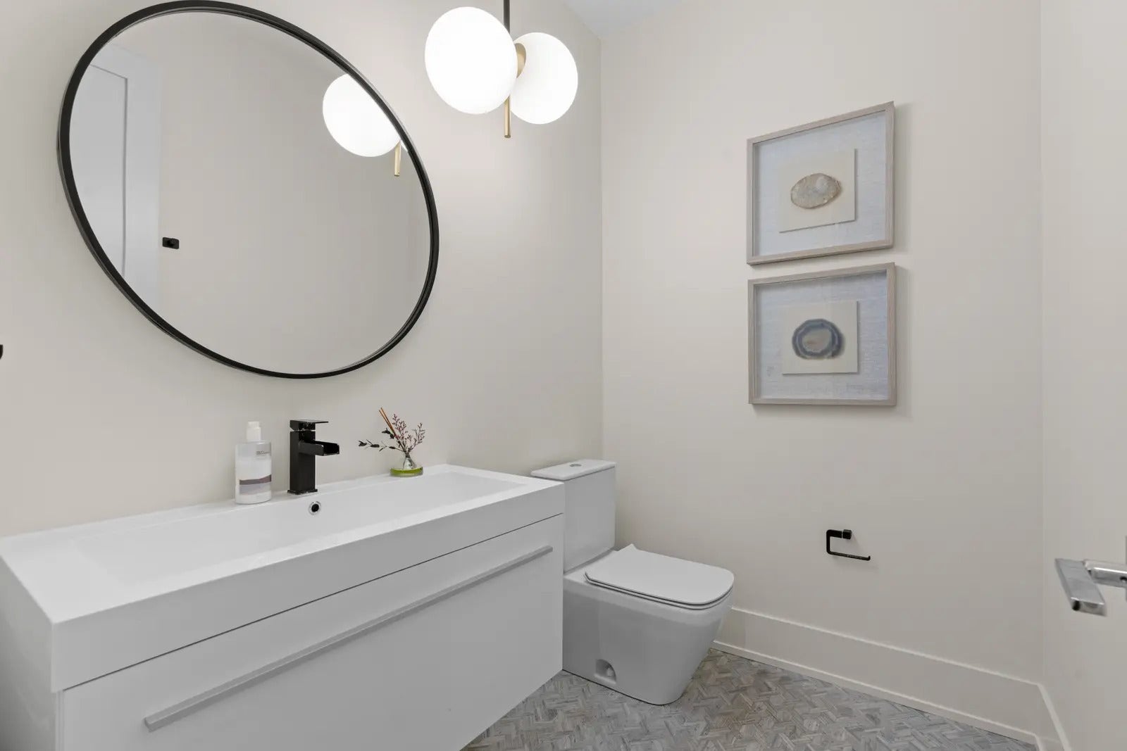 1370 W WALTON Street, #1E, Chicago, IL 60642