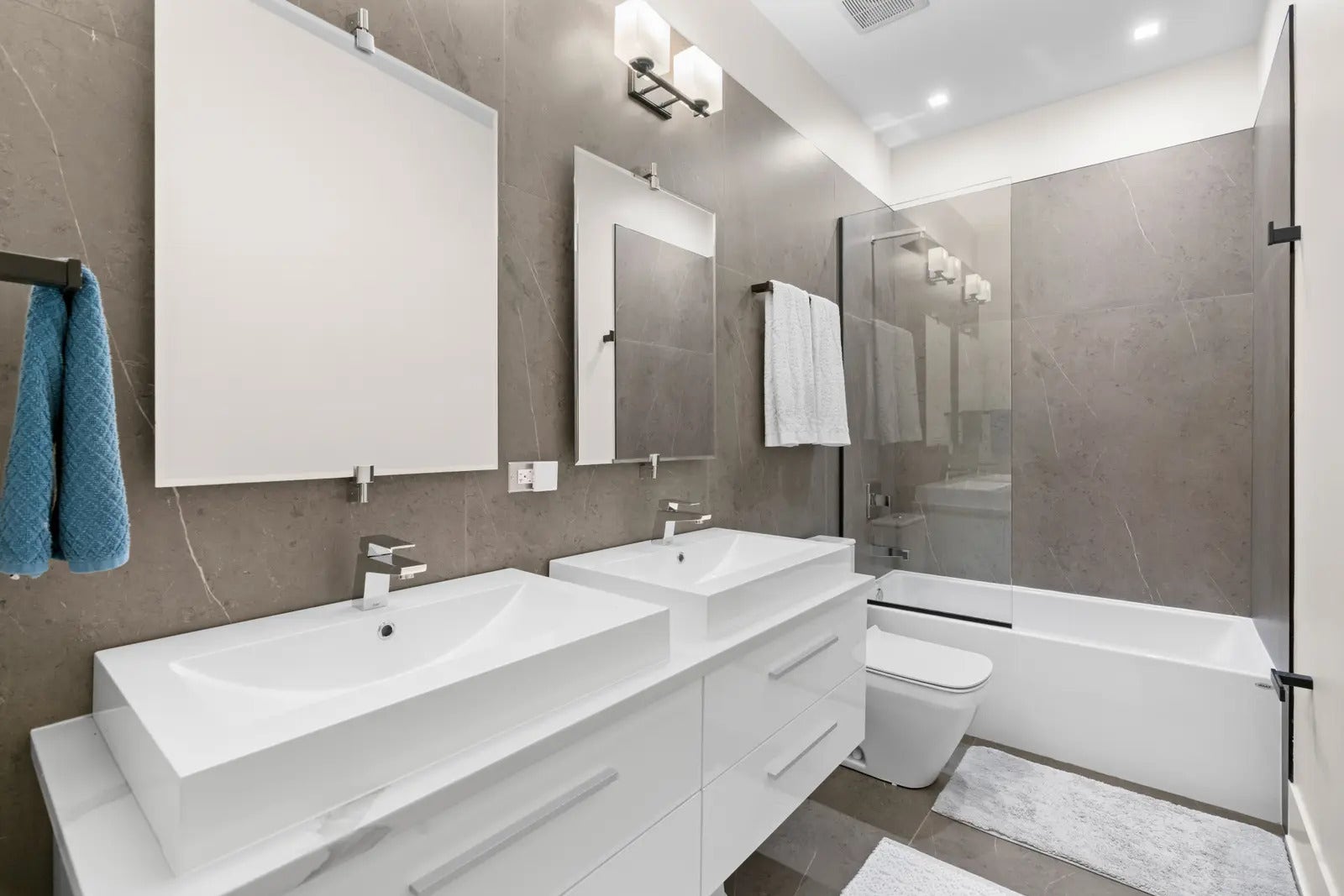 1370 W WALTON Street, #1E, Chicago, IL 60642