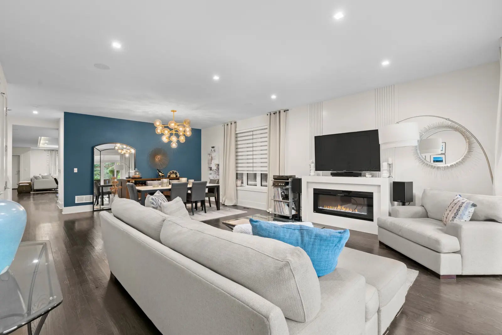 1370 W WALTON Street, #1E, Chicago, IL 60642