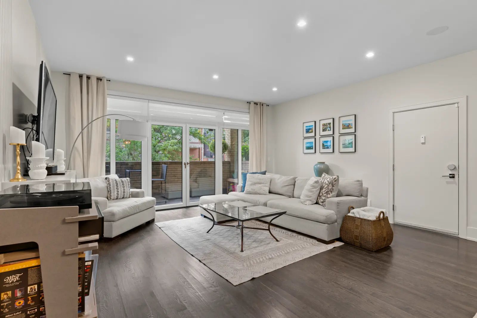 1370 W WALTON Street, #1E, Chicago, IL 60642