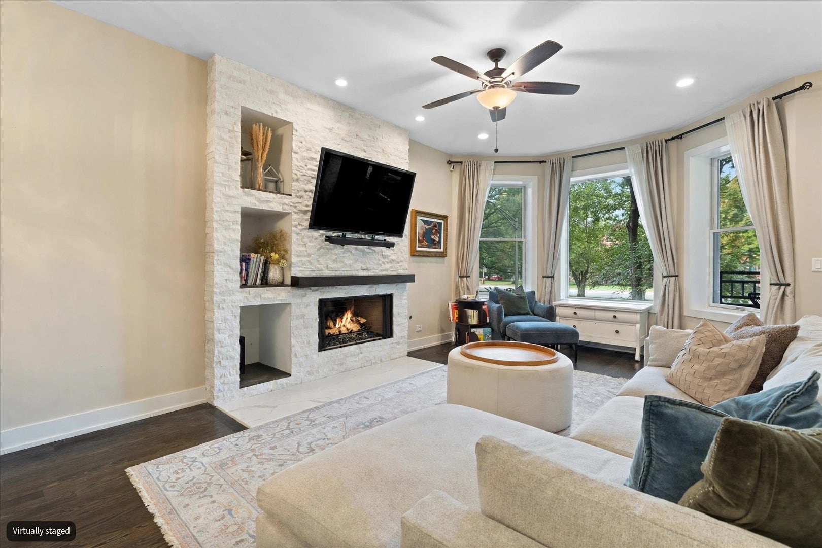 1939 N Humboldt Boulevard, #1S, Chicago, IL 60647 1939 N Humboldt Boulevard, #1S, Chicago, IL 60647