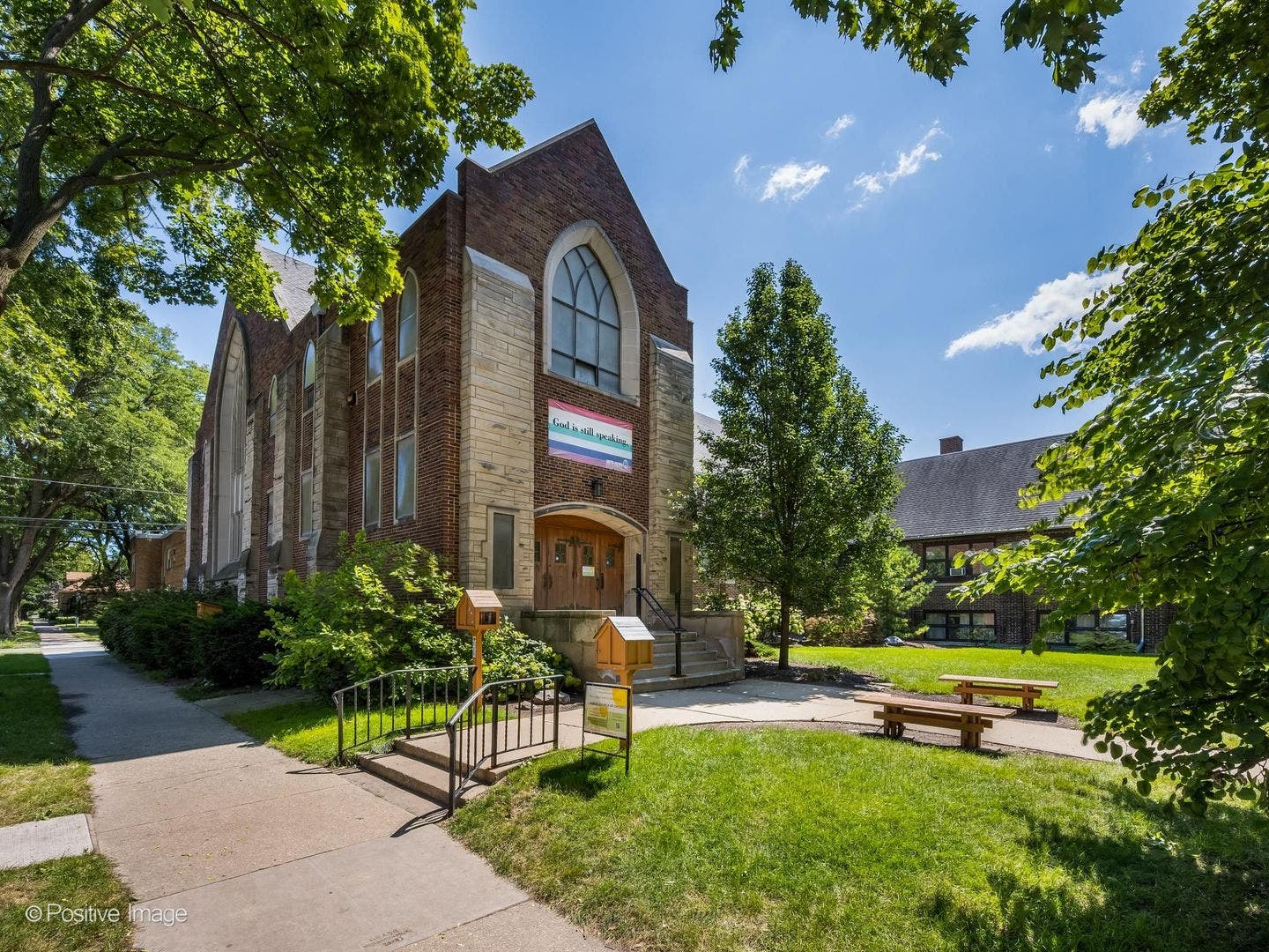 6045 N Rockwell Street, Chicago, IL 60659 6045 N Rockwell Street, Chicago, IL 60659