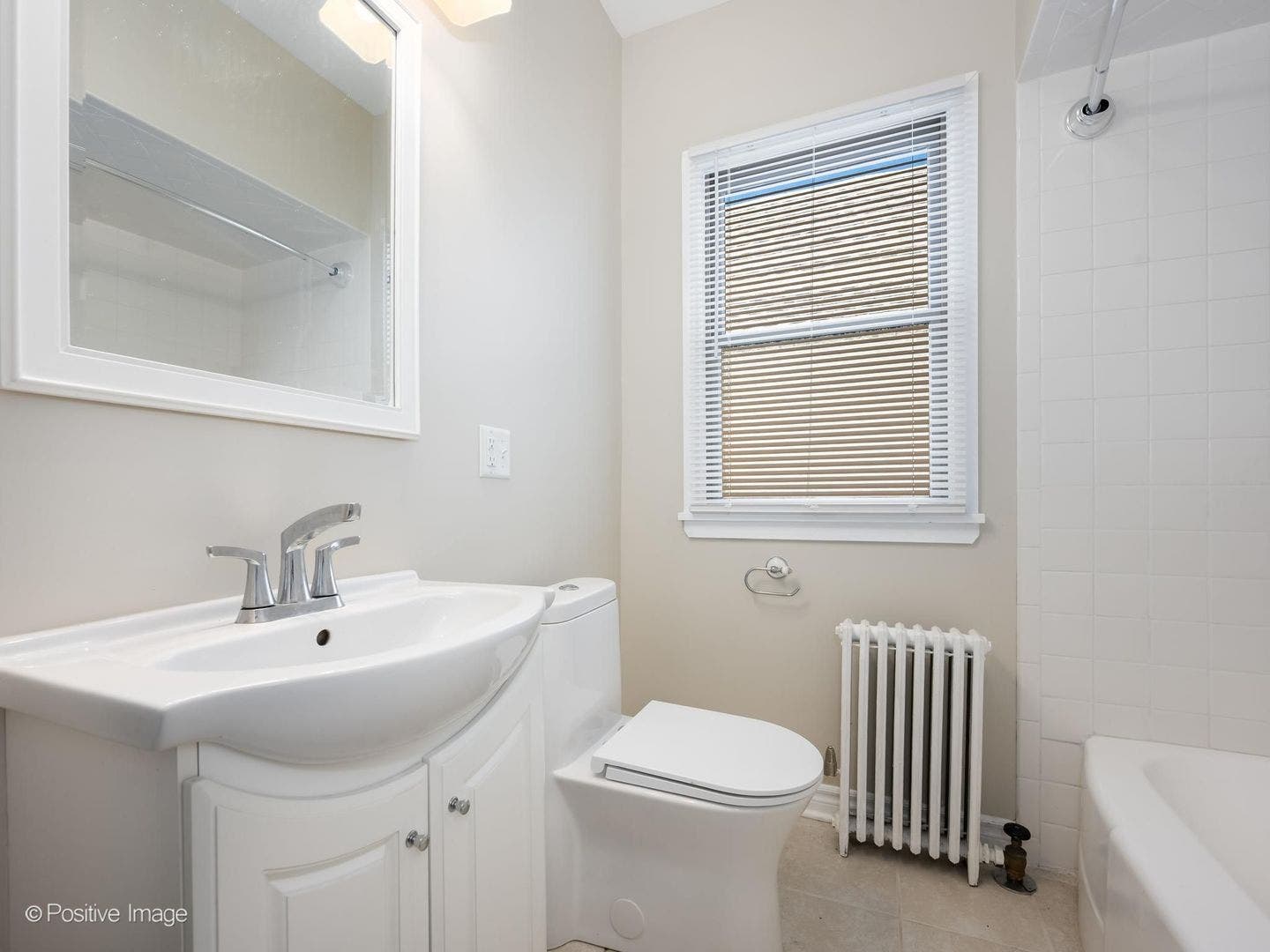 6045 N Rockwell Street, Chicago, IL 60659 6045 N Rockwell Street, Chicago, IL 60659