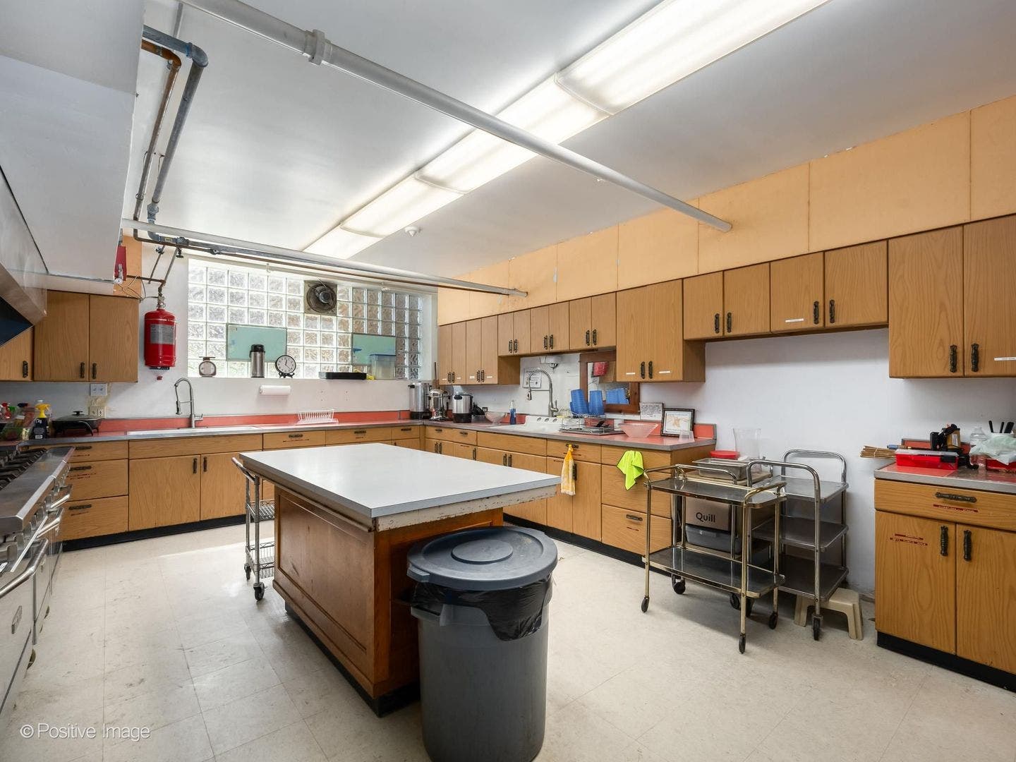 6045 N Rockwell Street, Chicago, IL 60659 6045 N Rockwell Street, Chicago, IL 60659