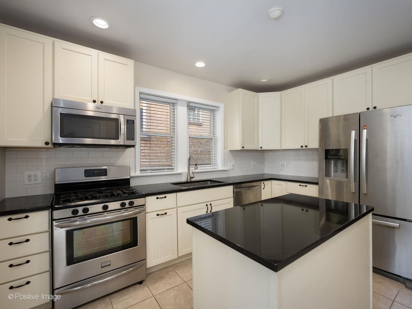 6045 N Rockwell Street, Chicago, IL 60659 6045 N Rockwell Street, Chicago, IL 60659