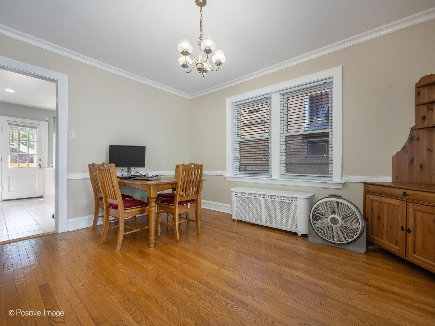 6045 N Rockwell Street, Chicago, IL 60659 6045 N Rockwell Street, Chicago, IL 60659