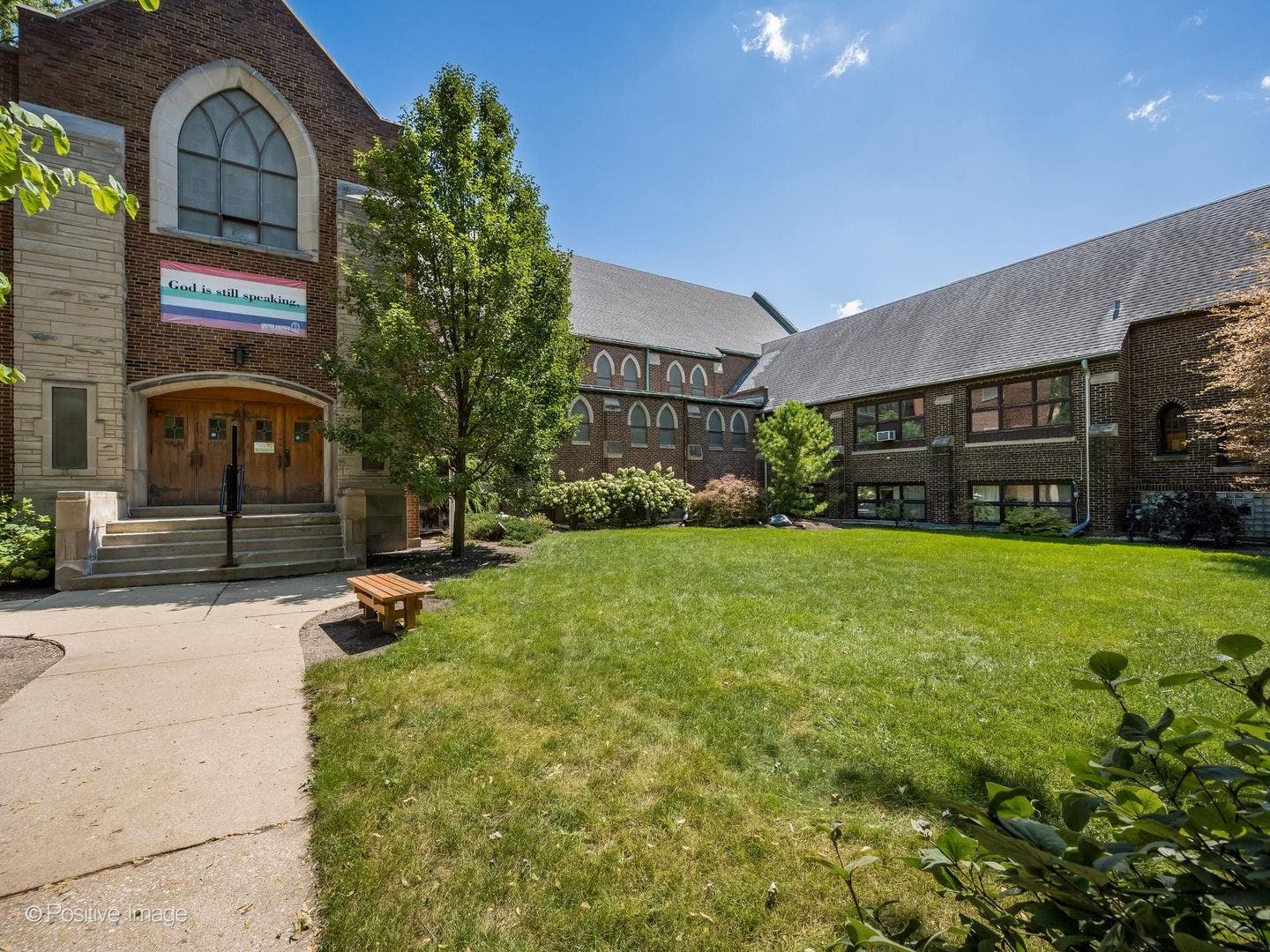6045 N Rockwell Street, Chicago, IL 60659 6045 N Rockwell Street, Chicago, IL 60659