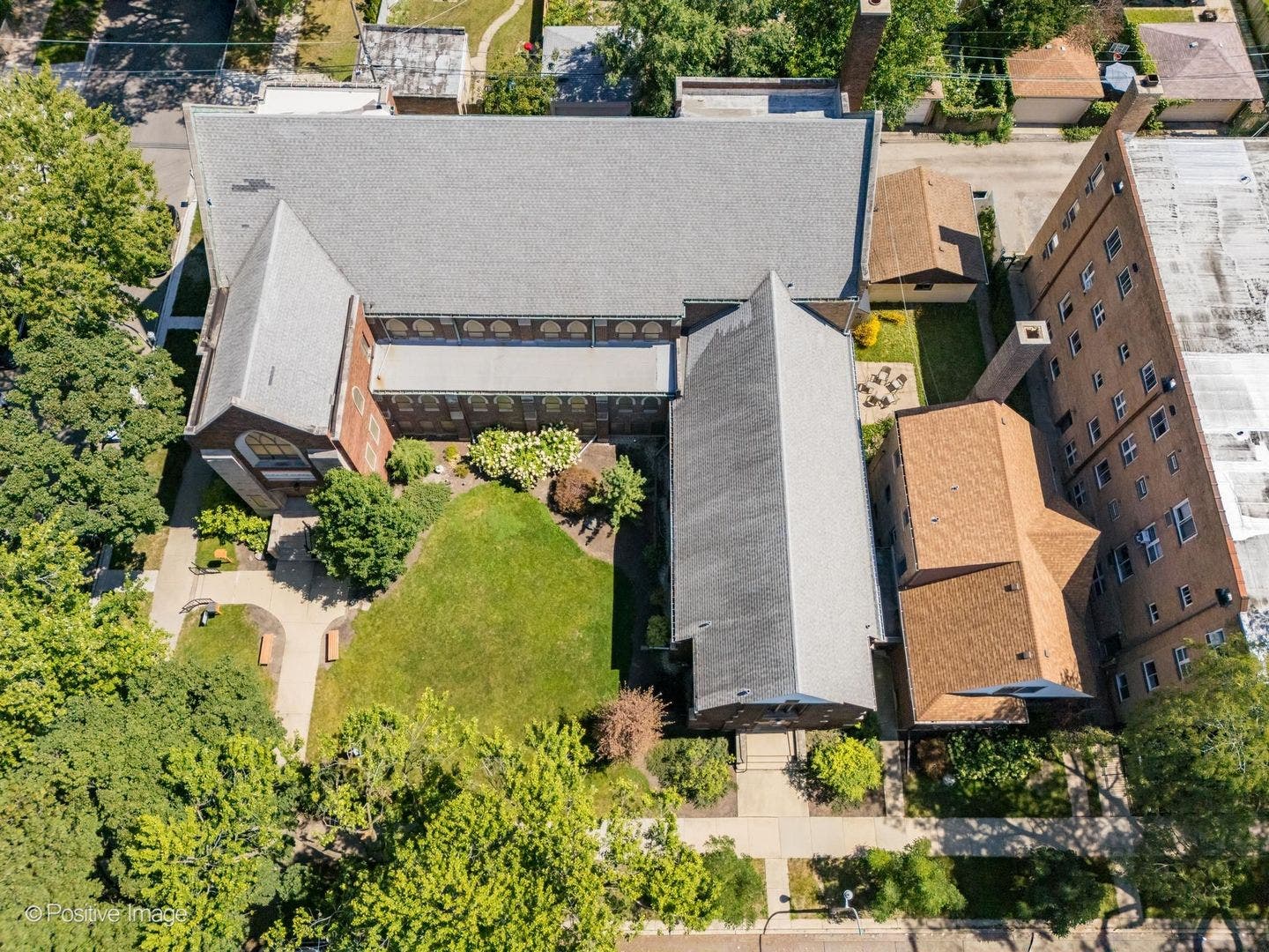 6045 N Rockwell Street, Chicago, IL 60659 6045 N Rockwell Street, Chicago, IL 60659