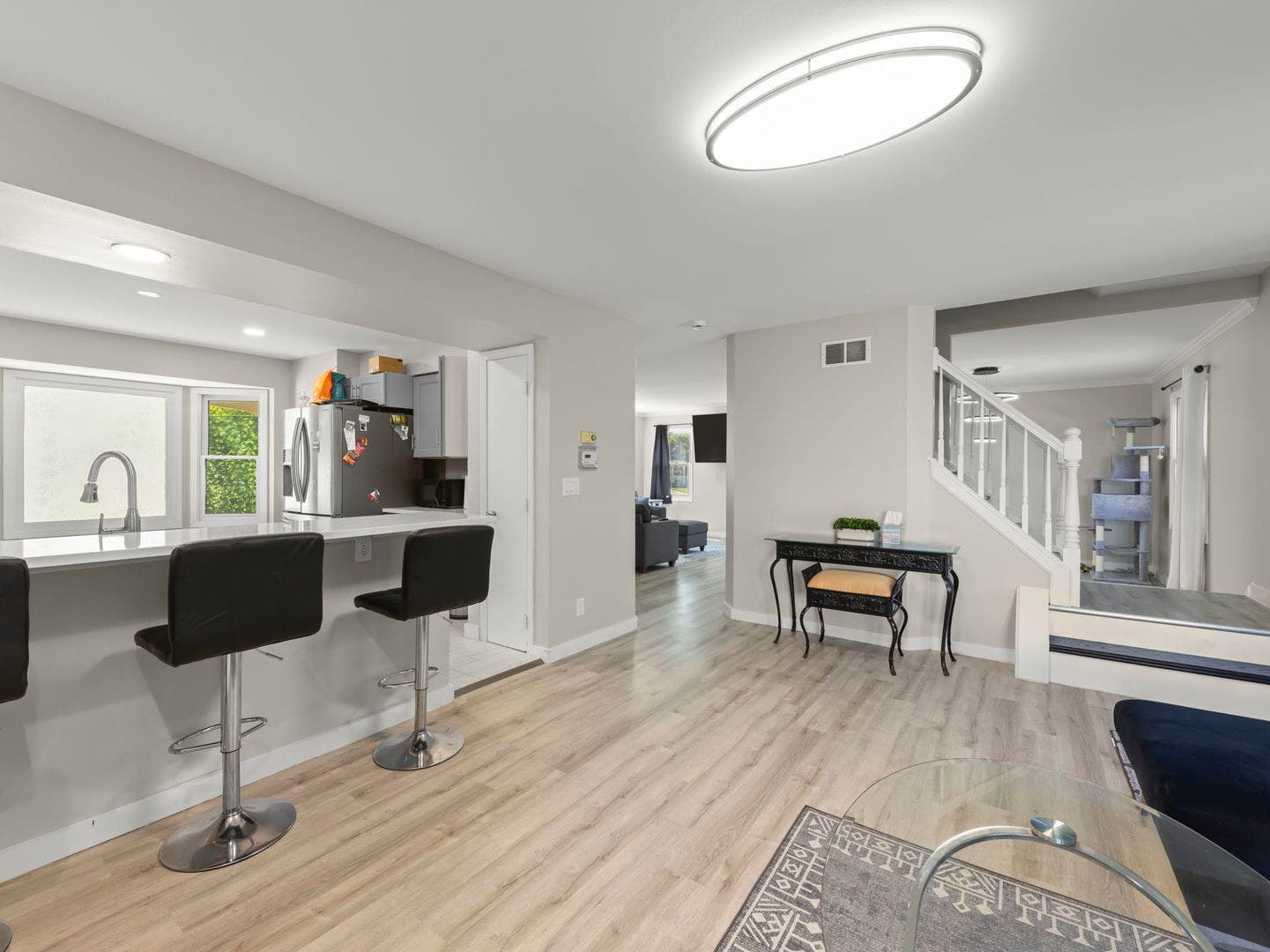 972 Westgate Drive, Aurora, IL 60506 972 Westgate Drive, Aurora, IL 60506