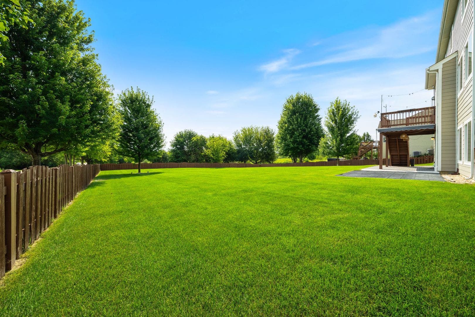 391 Copper Springs Lane, Elgin, IL 60124 391 Copper Springs Lane, Elgin, IL 60124