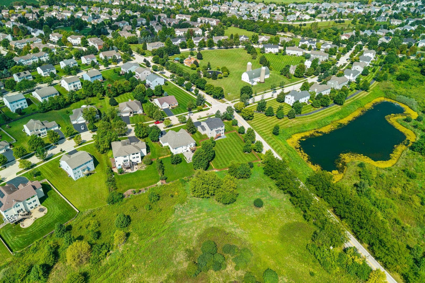 391 Copper Springs Lane, Elgin, IL 60124 391 Copper Springs Lane, Elgin, IL 60124
