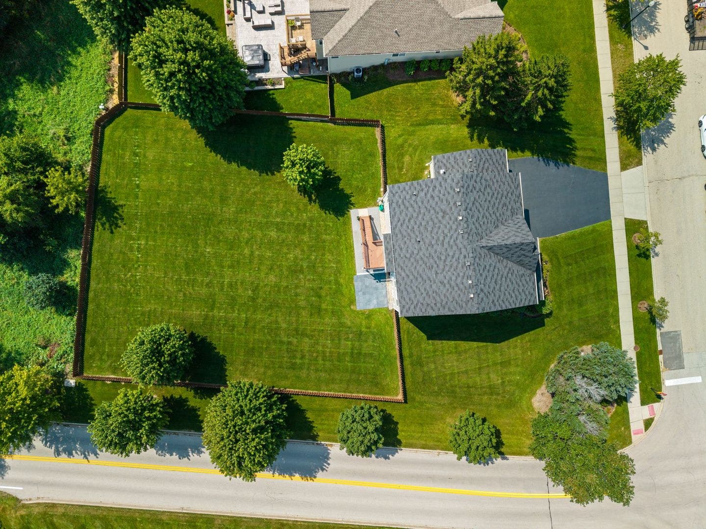 391 Copper Springs Lane, Elgin, IL 60124 391 Copper Springs Lane, Elgin, IL 60124