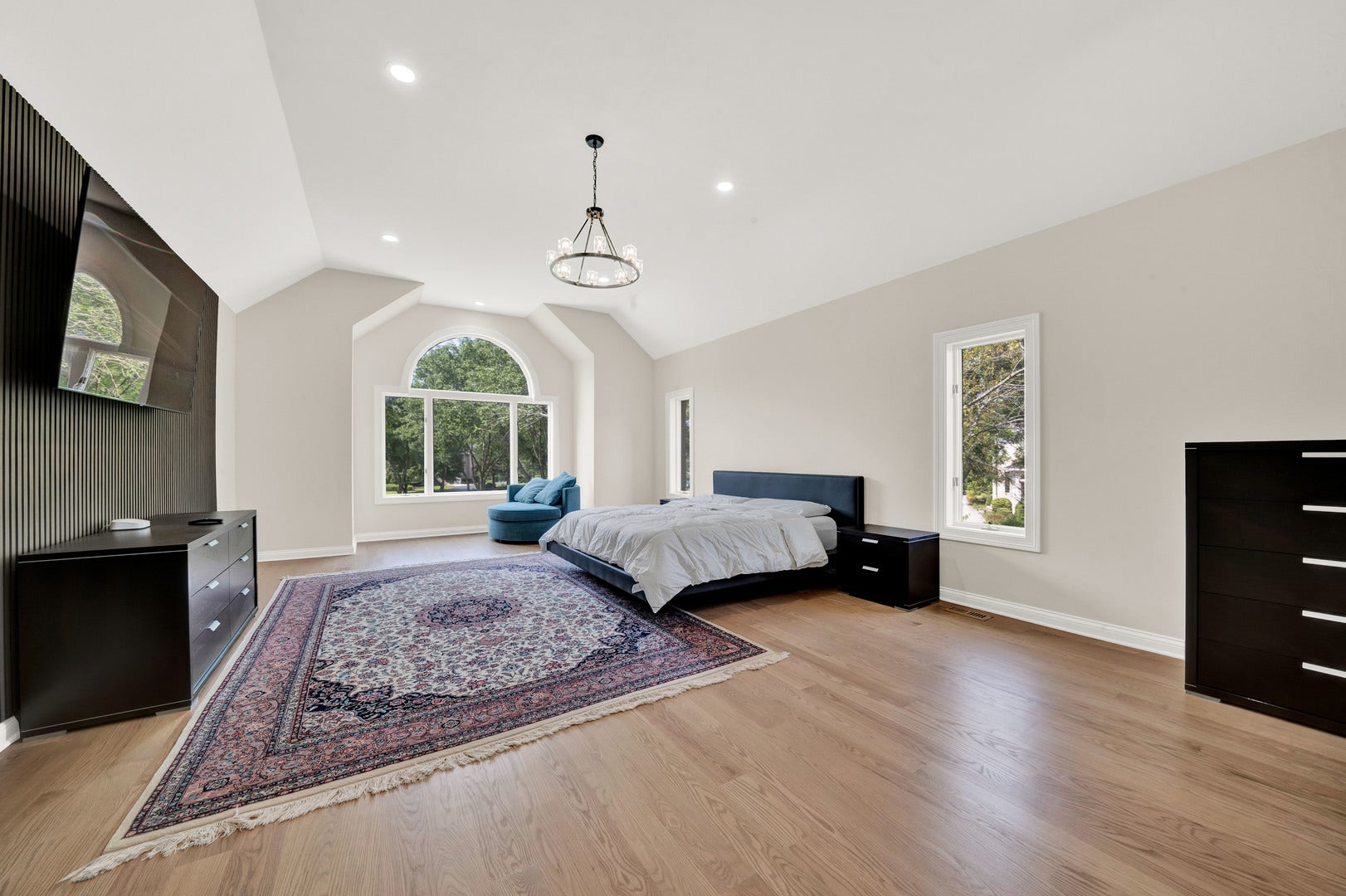 5 S Meadow Court, South Barrington, IL 60010 5 S Meadow Court, South Barrington, IL 60010