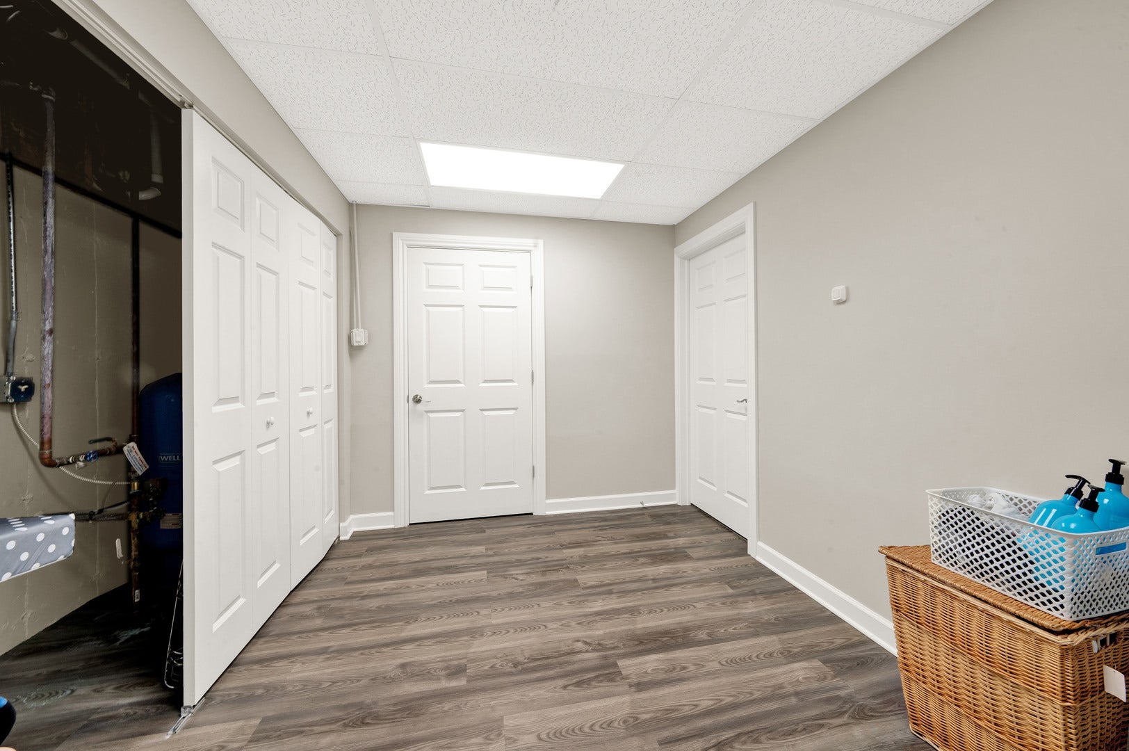 5 S Meadow Court, South Barrington, IL 60010 5 S Meadow Court, South Barrington, IL 60010