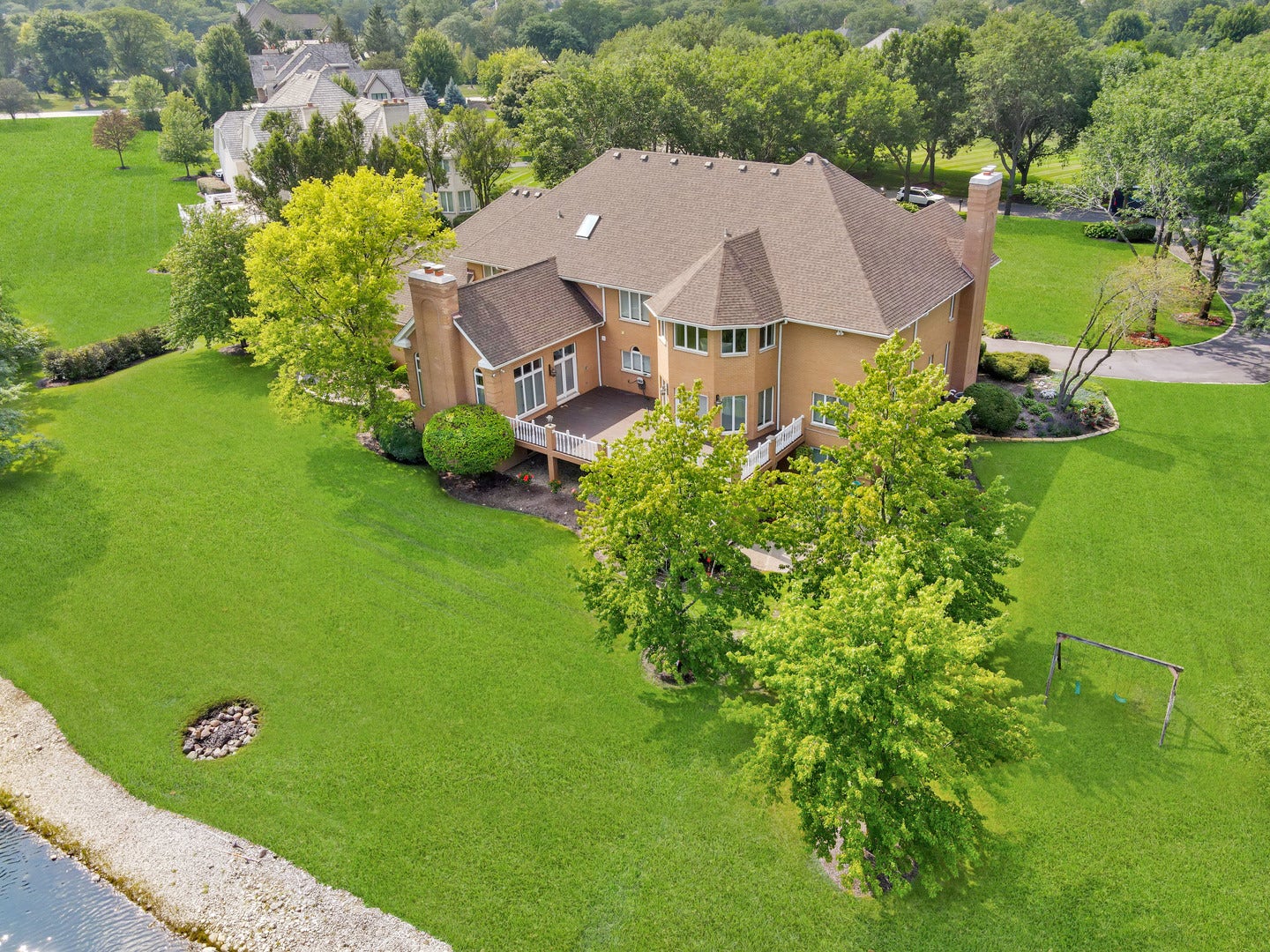 5 S Meadow Court, South Barrington, IL 60010 5 S Meadow Court, South Barrington, IL 60010
